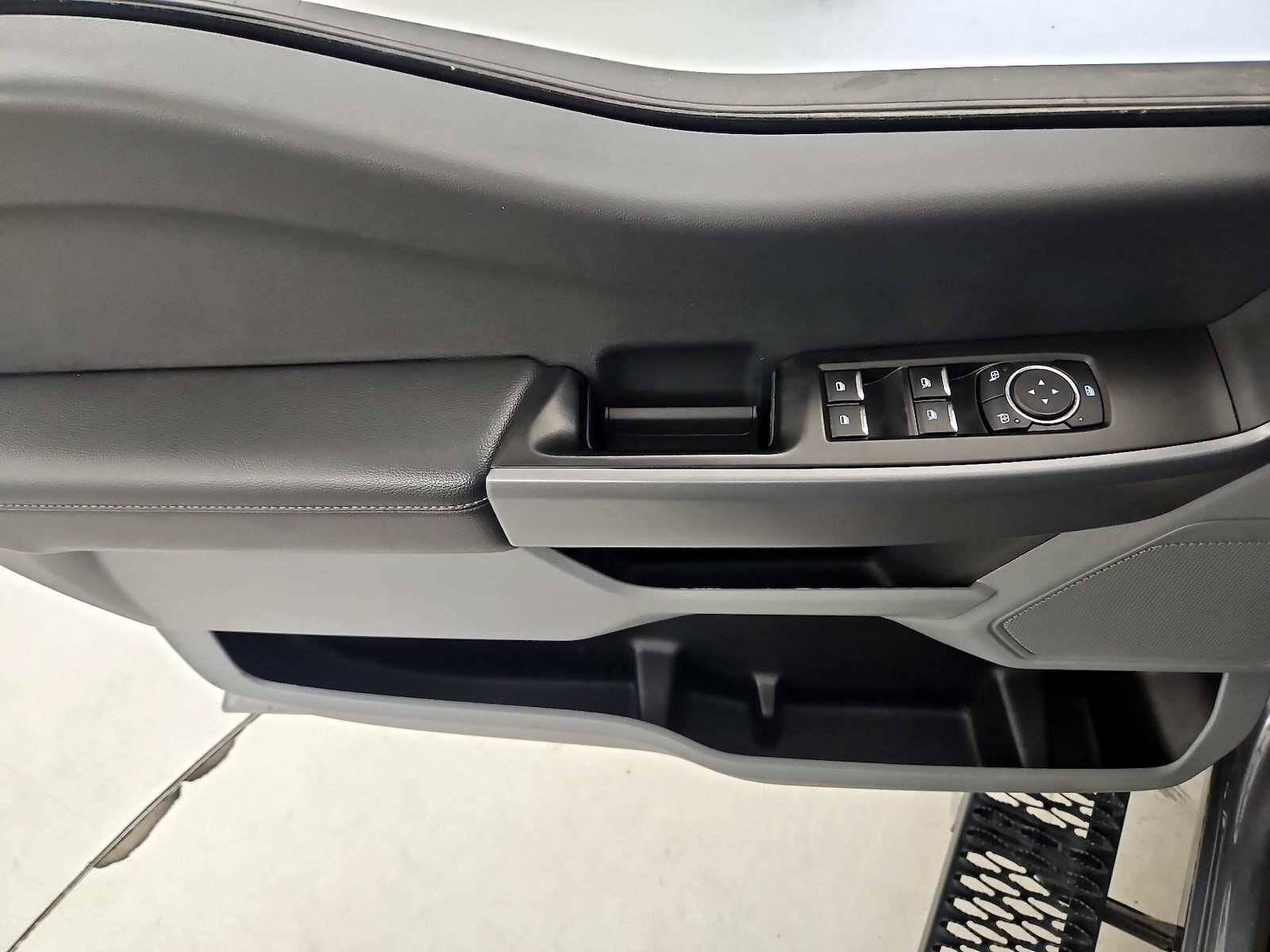 2024 Ford F-250 Super Duty XLT - Photo 13