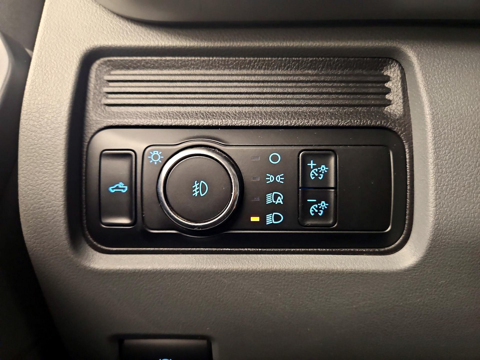 2024 Ford F-250 Super Duty XLT - Photo 14