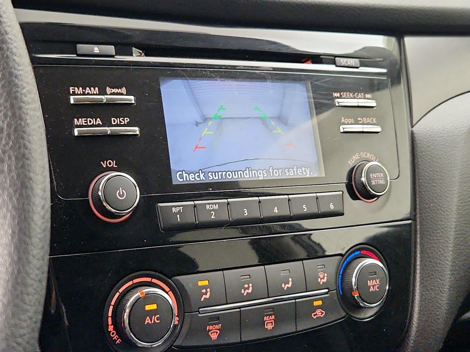 2016 Nissan Rogue S - Photo 15