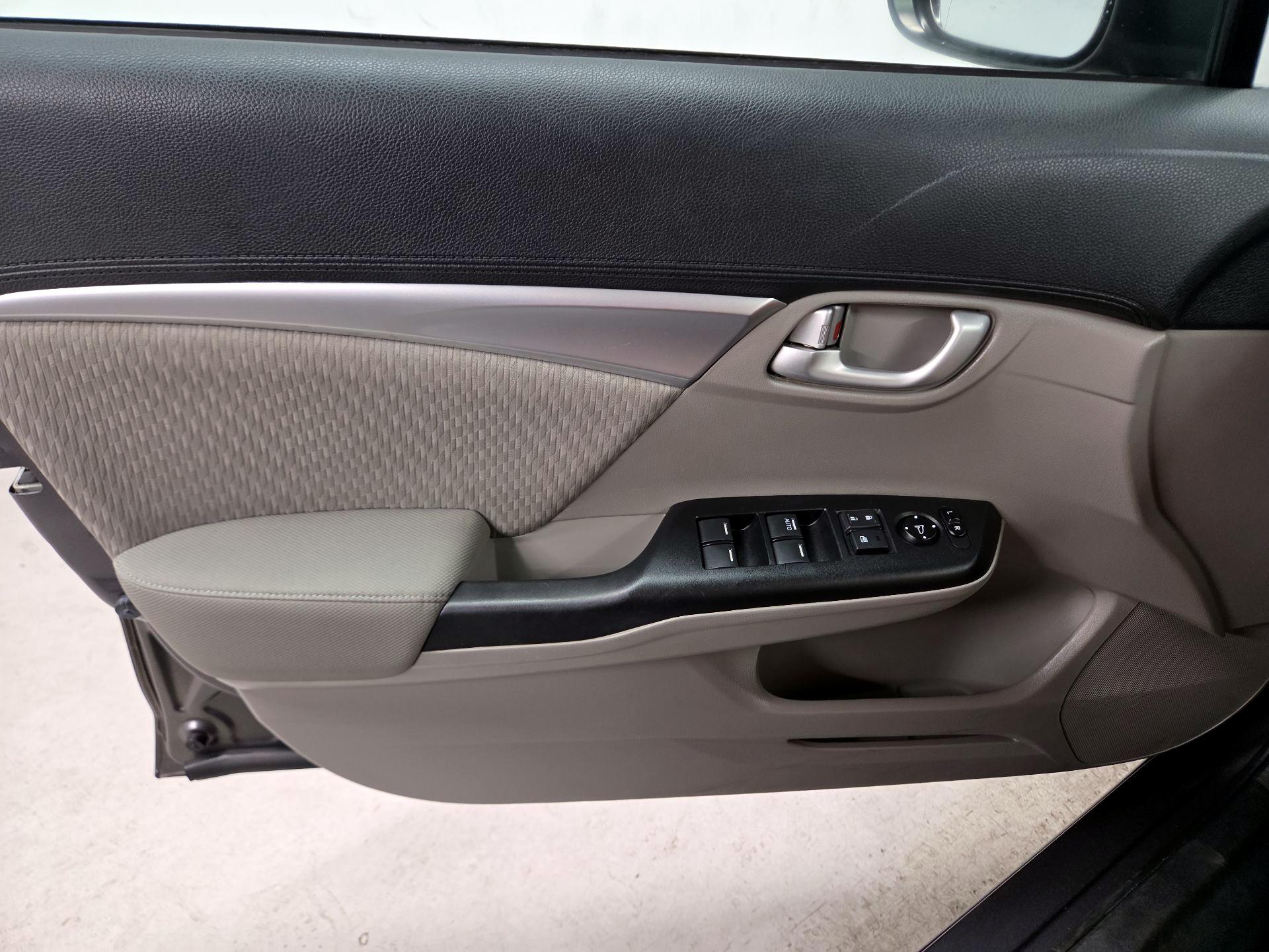 Thumbnail: 2014 Honda Civic - 12