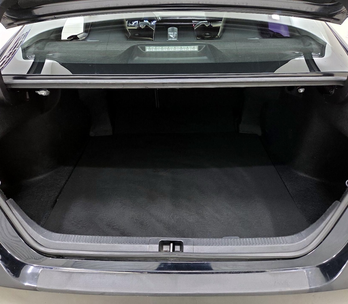 Trunk/Cargo (Seats Up)