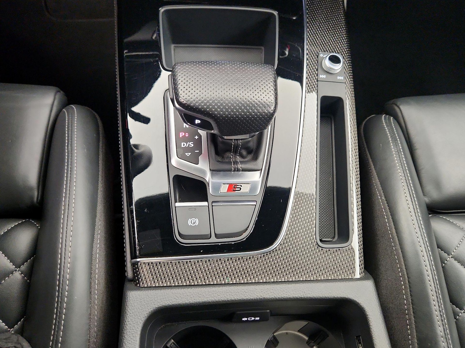 2022 Audi SQ5 Prestige - Photo 19