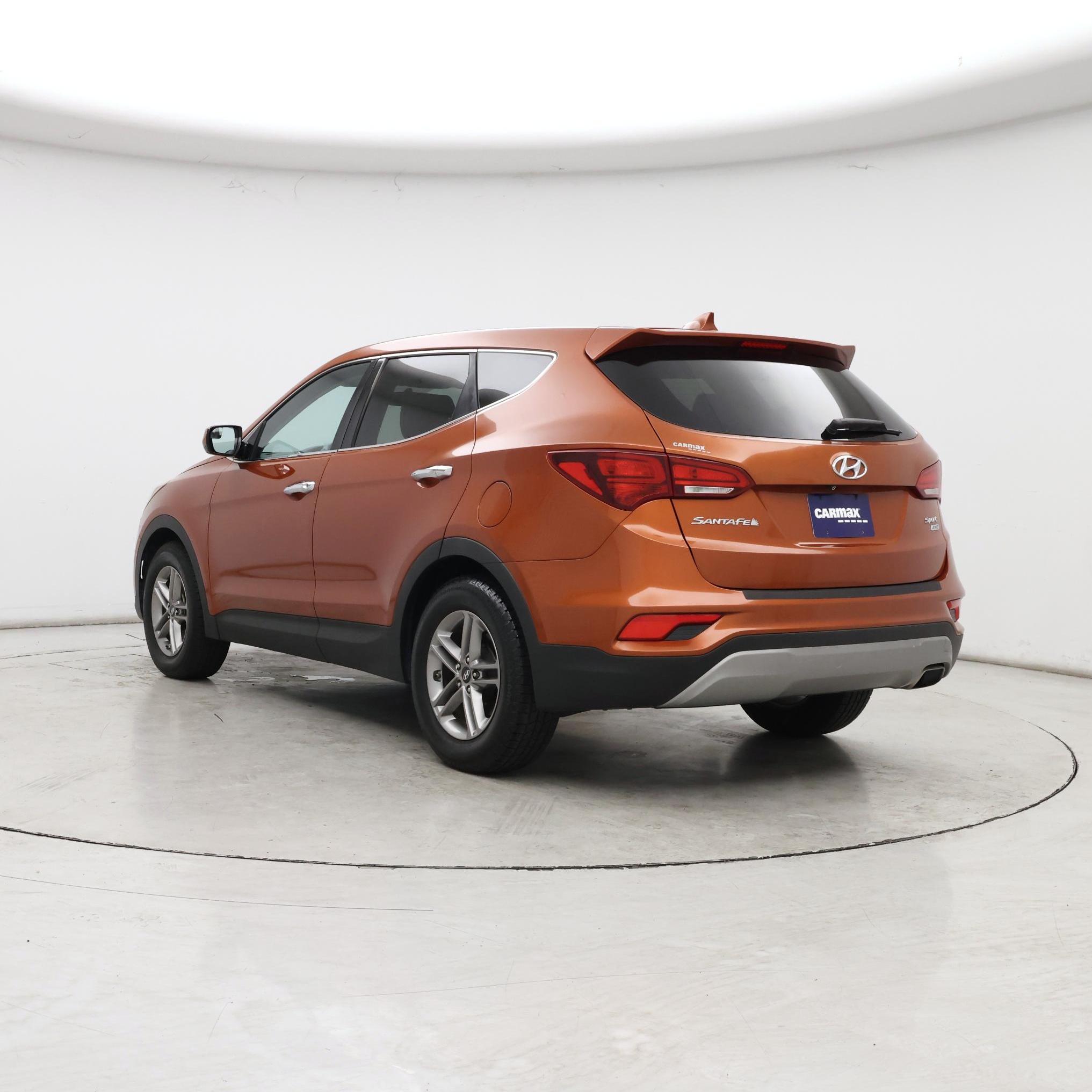 Thumbnail: 2017 Hyundai Santa Fe - 2