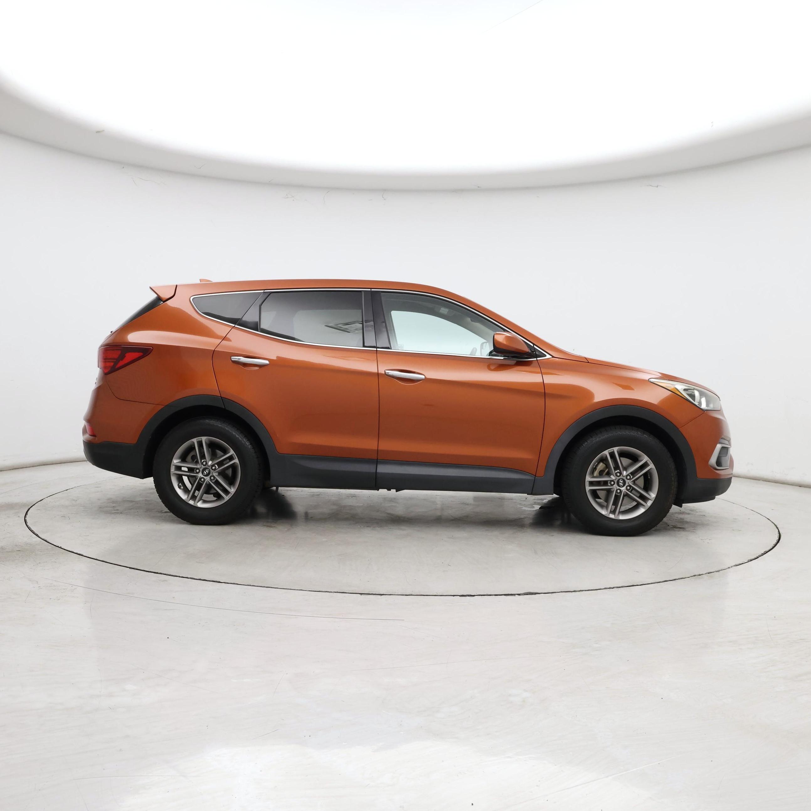 Thumbnail: 2017 Hyundai Santa Fe - 7