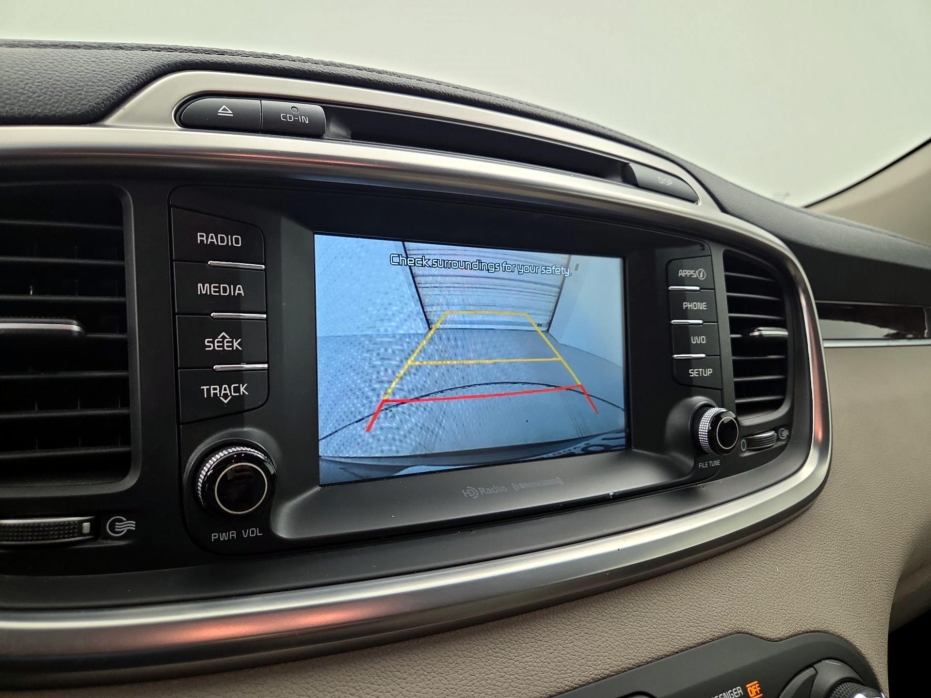 Thumbnail: 2017 Kia Sorento - 14