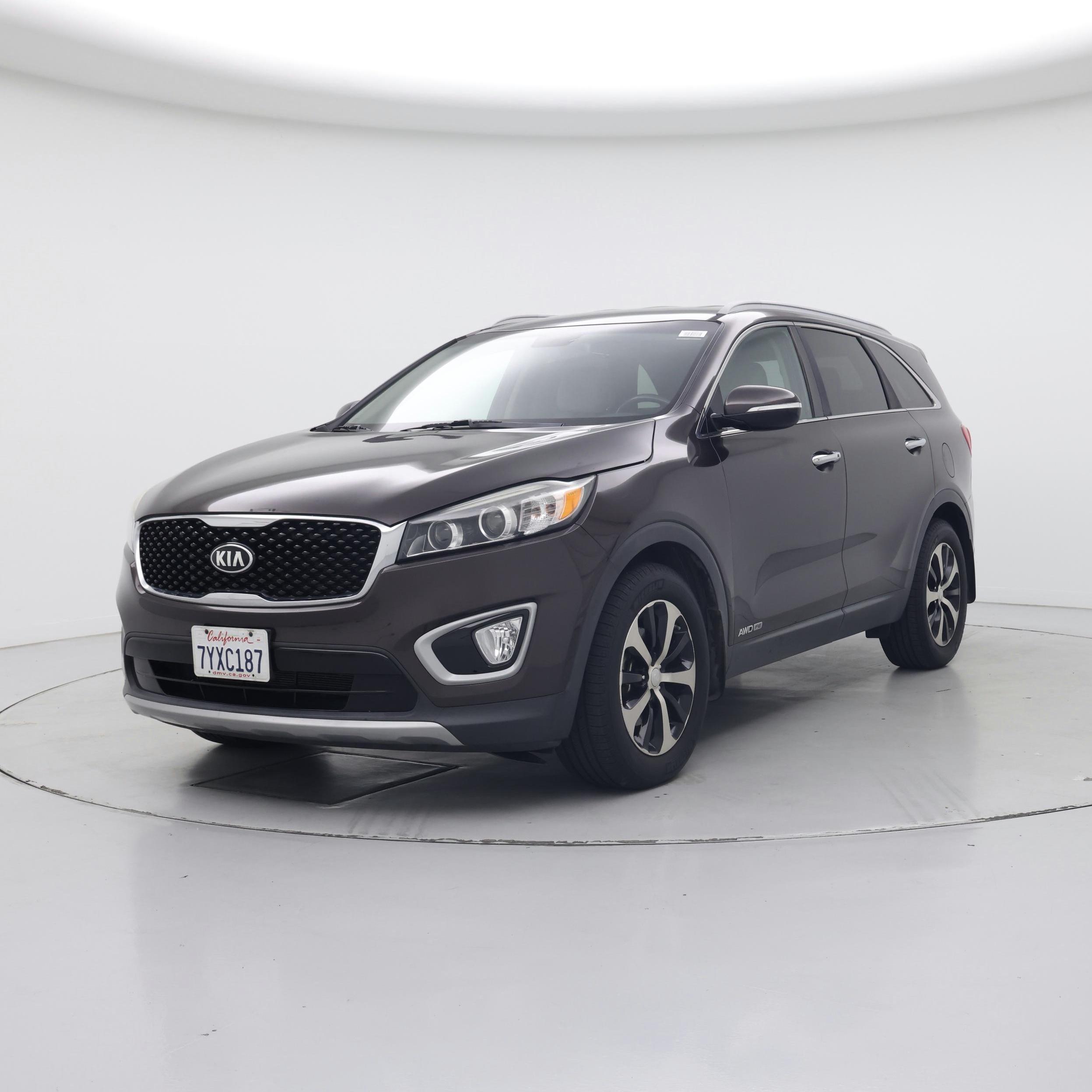 Thumbnail: 2017 Kia Sorento - 4