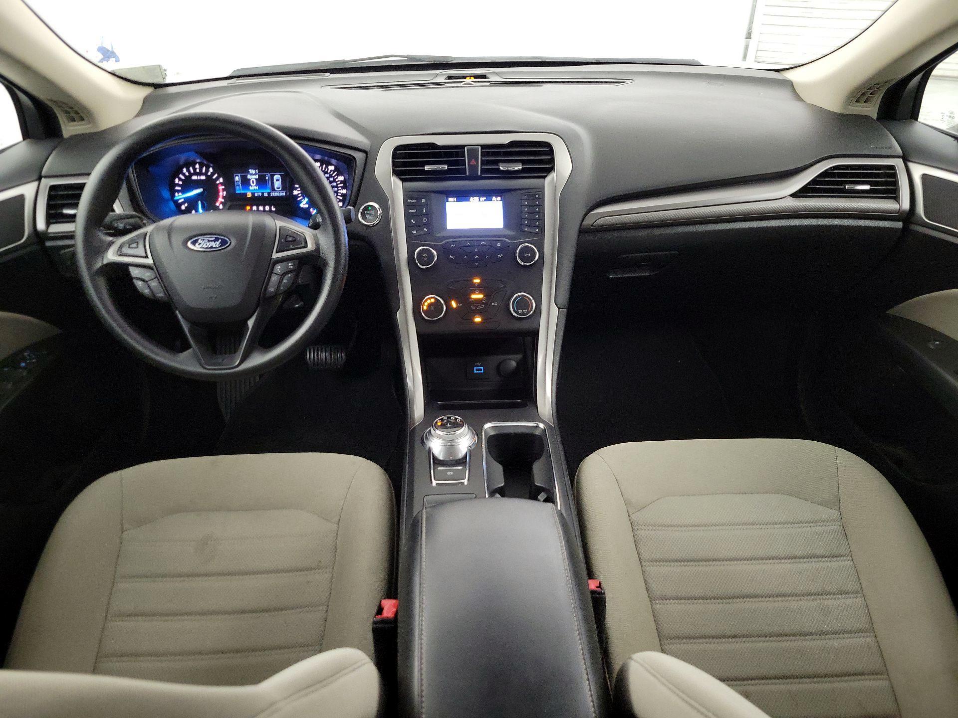 Thumbnail: 2020 Ford Fusion - 9