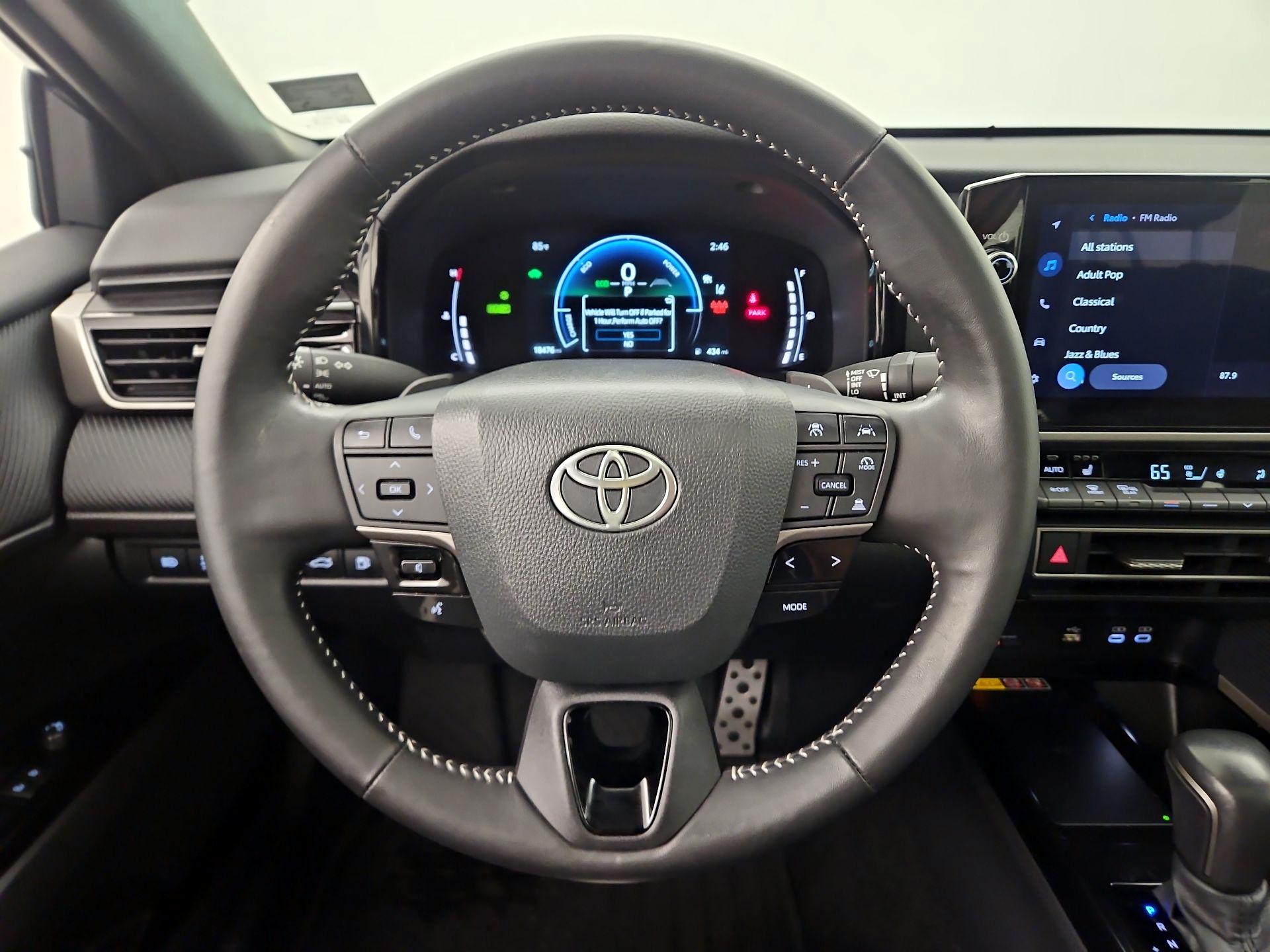 Thumbnail: 2025 Toyota Camry - 10