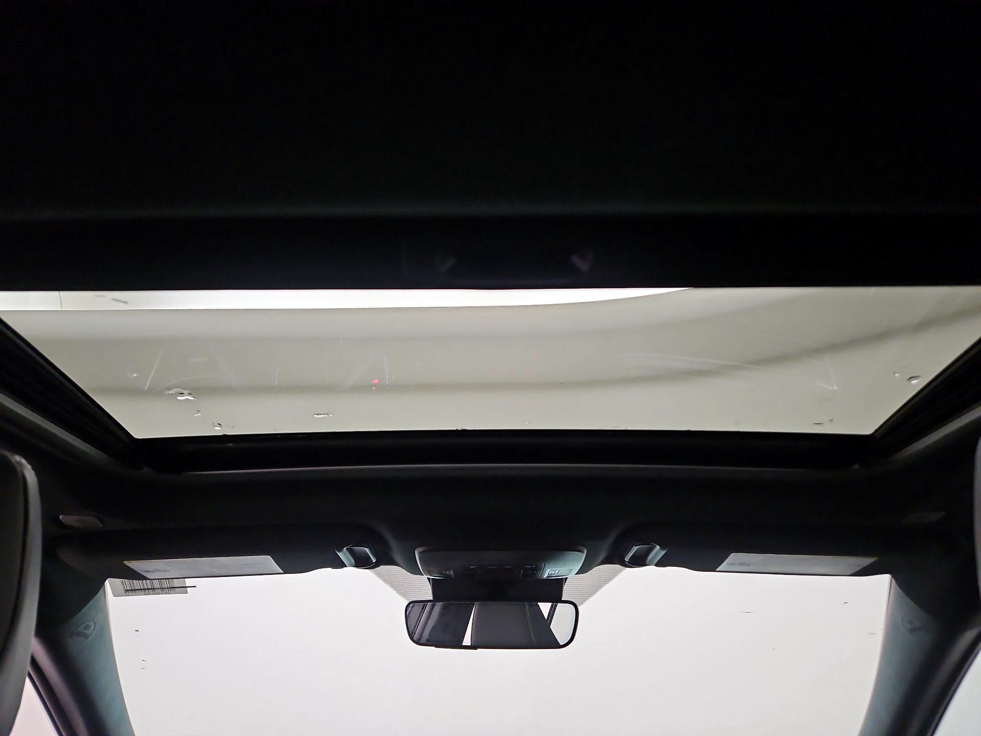 Thumbnail: 2025 Toyota Camry - 19