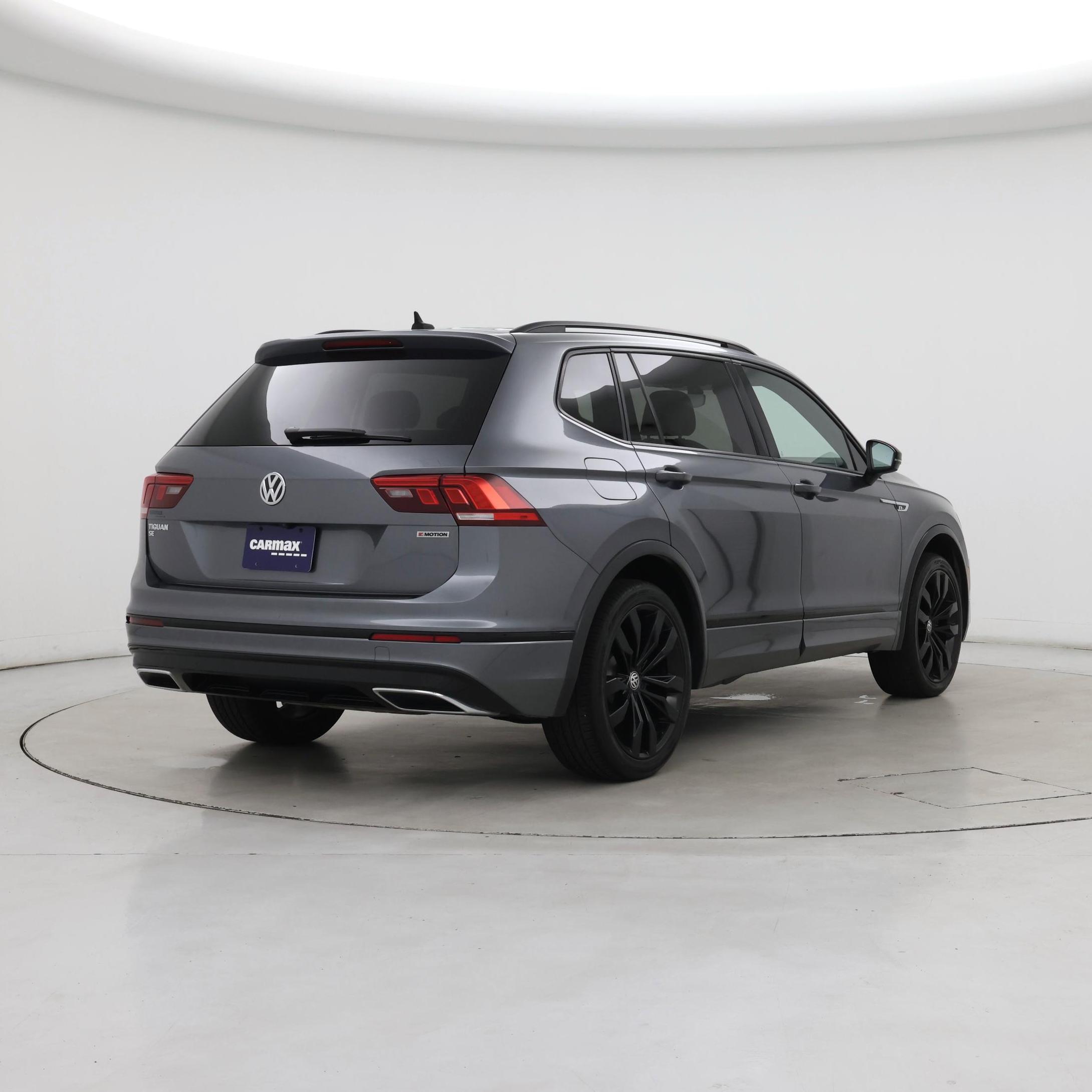 Thumbnail: 2020 Volkswagen Tiguan - 8