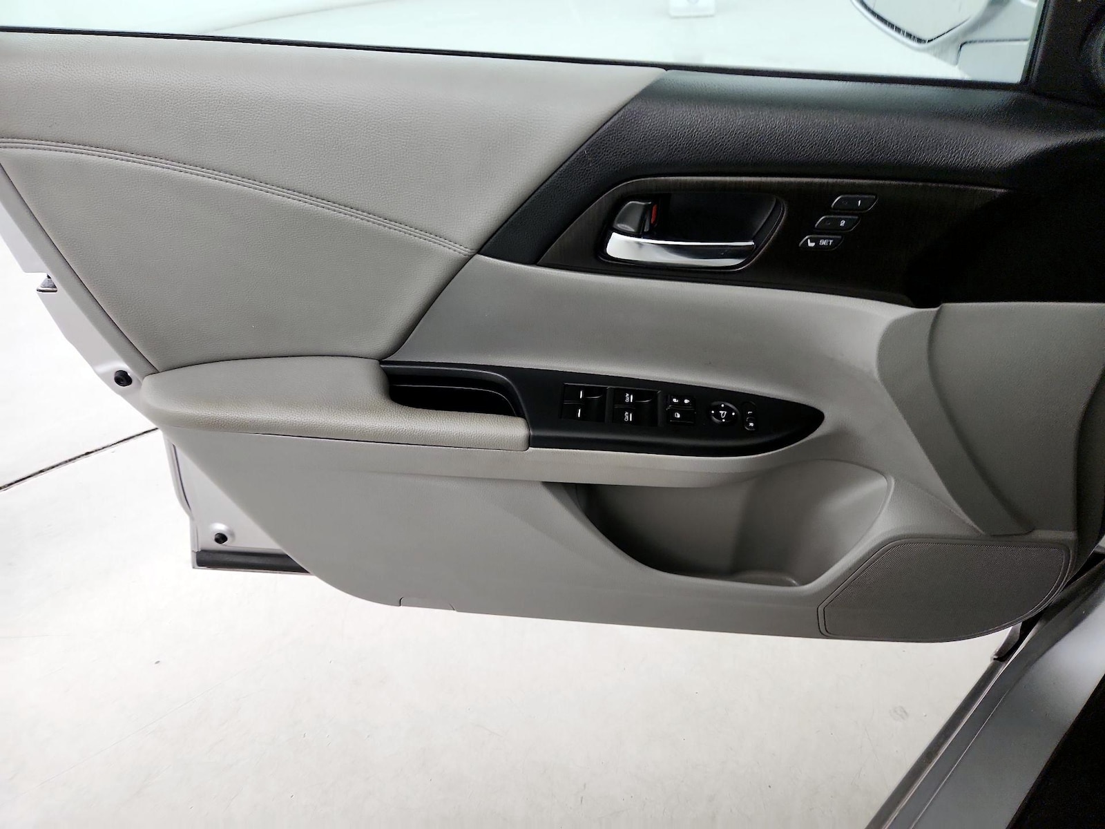 2014 Honda Accord EX-L - Photo 13