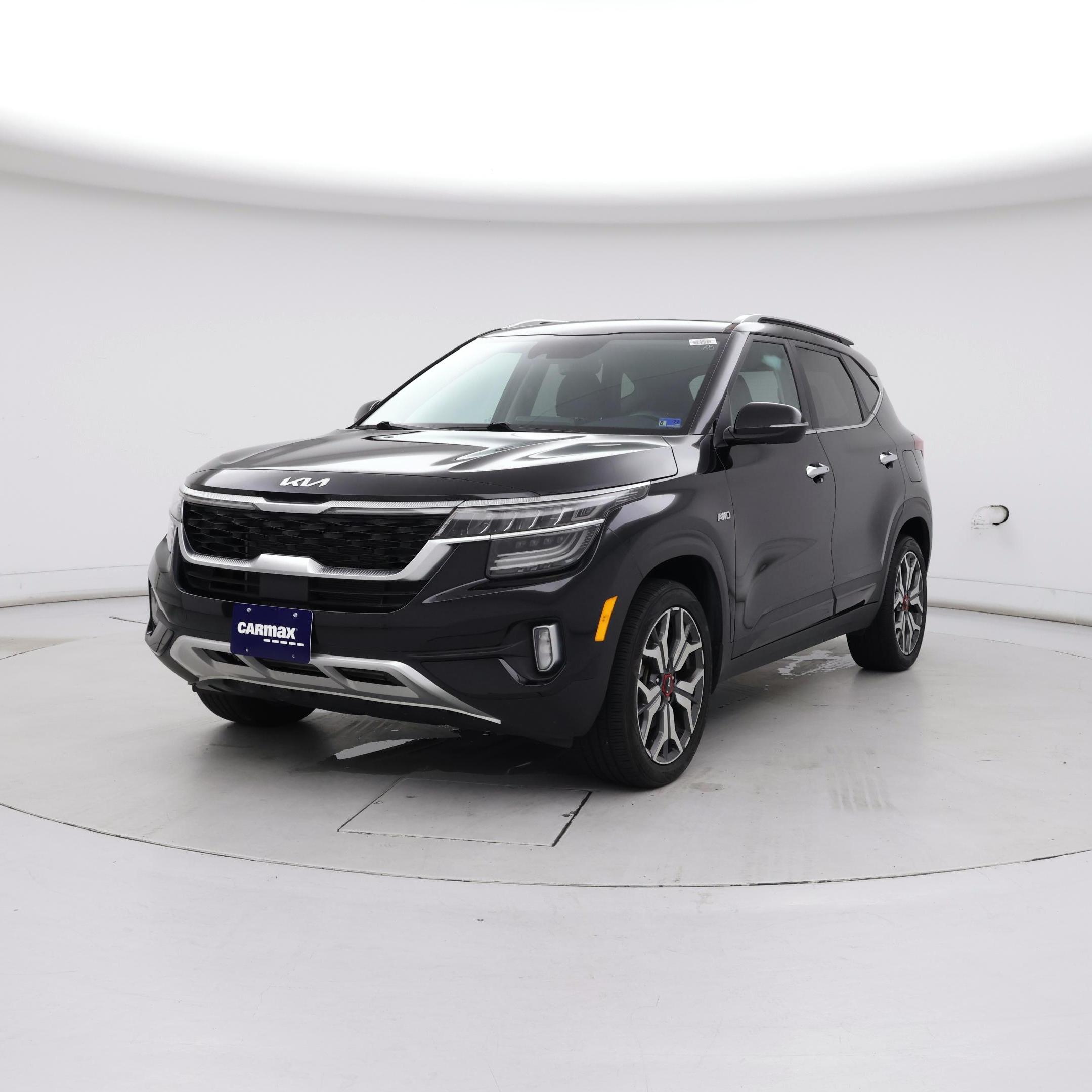Thumbnail: 2022 Kia Seltos - 4