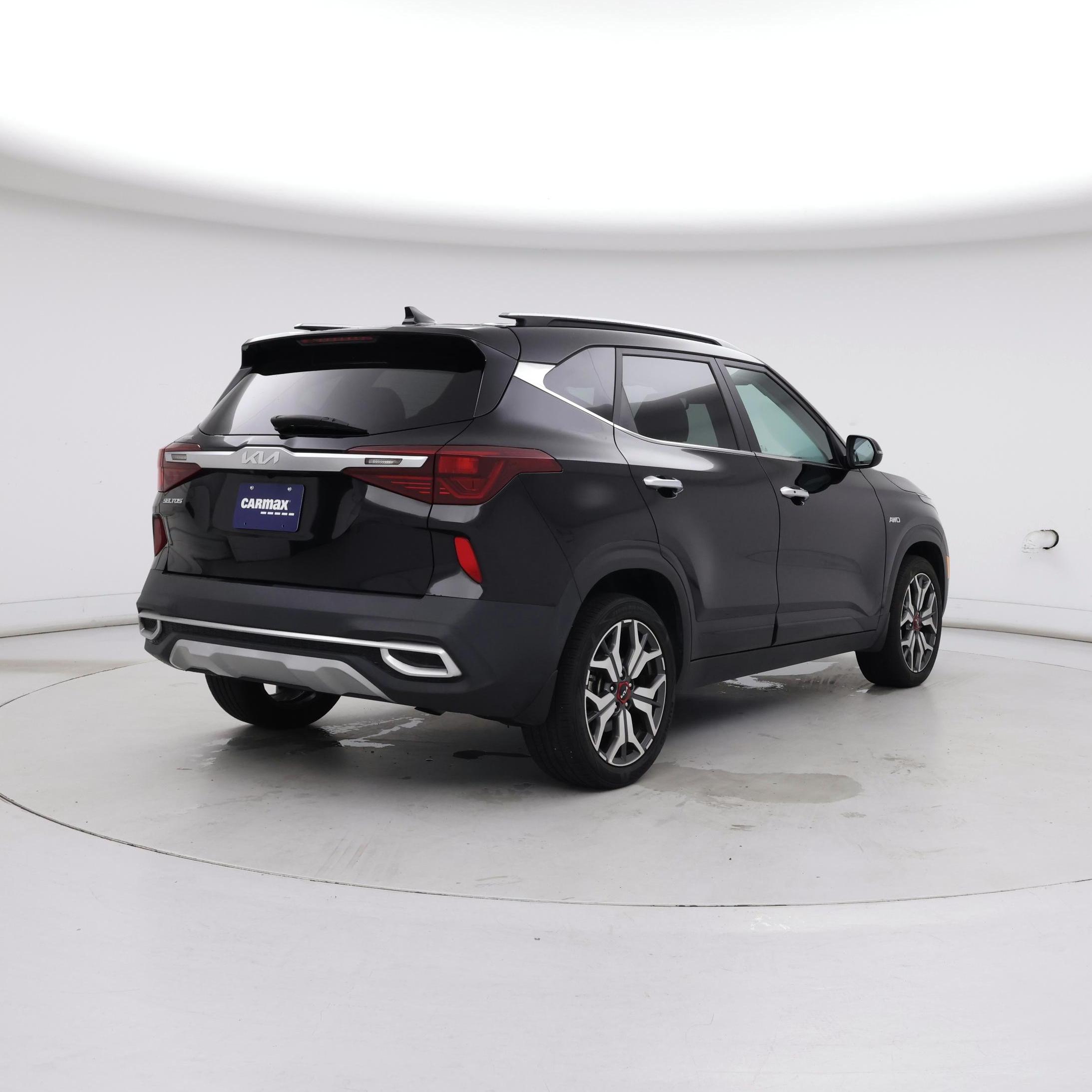 Thumbnail: 2022 Kia Seltos - 8