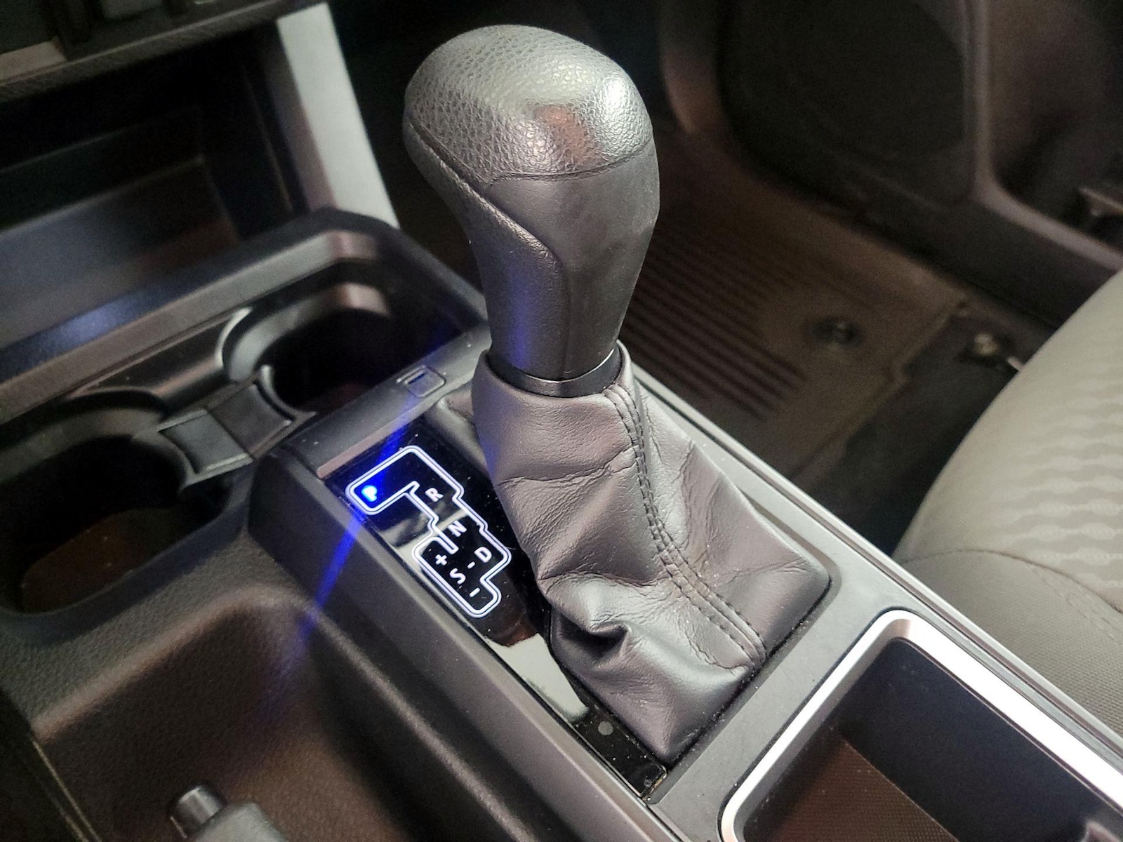 2021 Toyota Tacoma SR - Photo 17