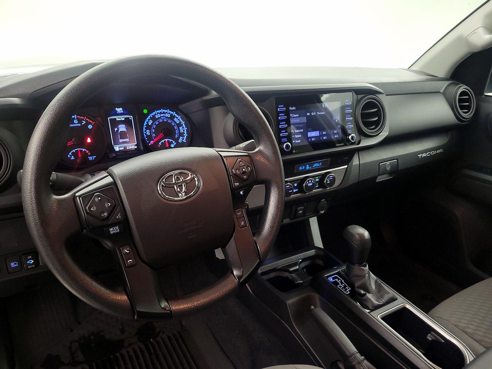 2021 Toyota Tacoma SR - Photo 9