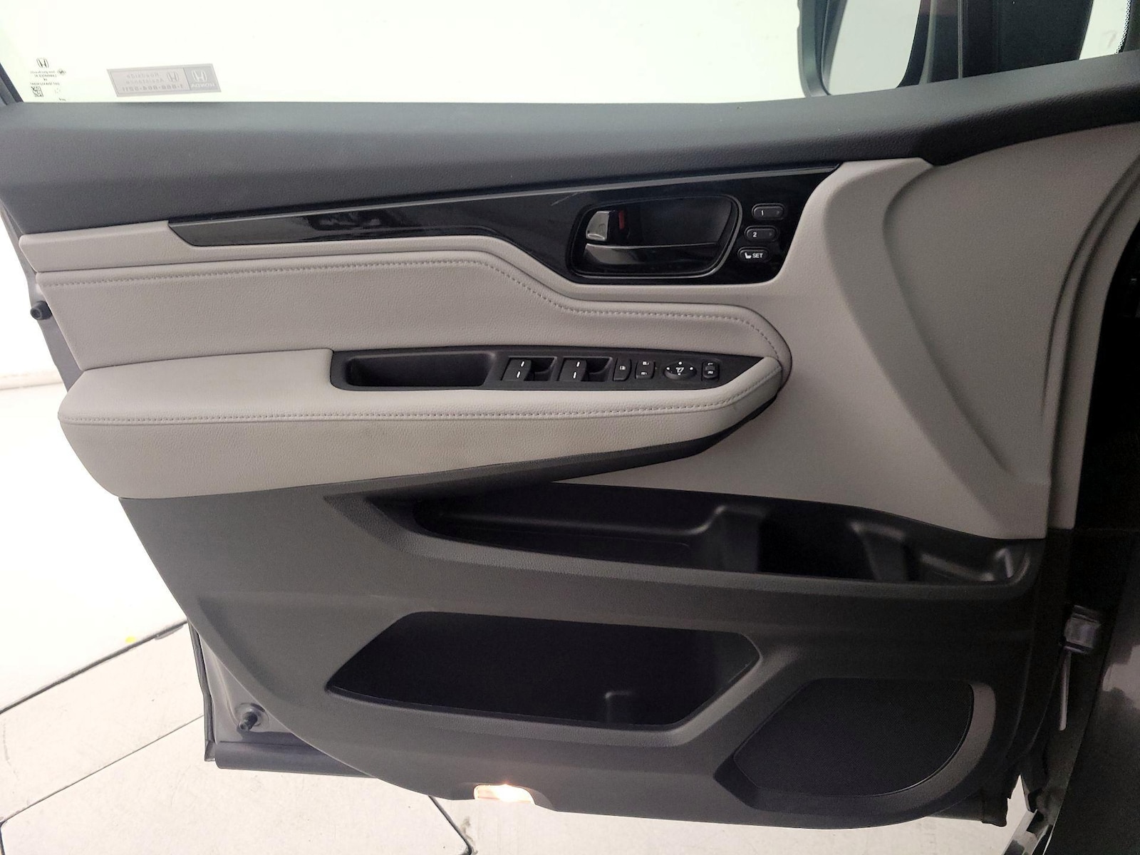 2024 Honda Odyssey Touring - Photo 13