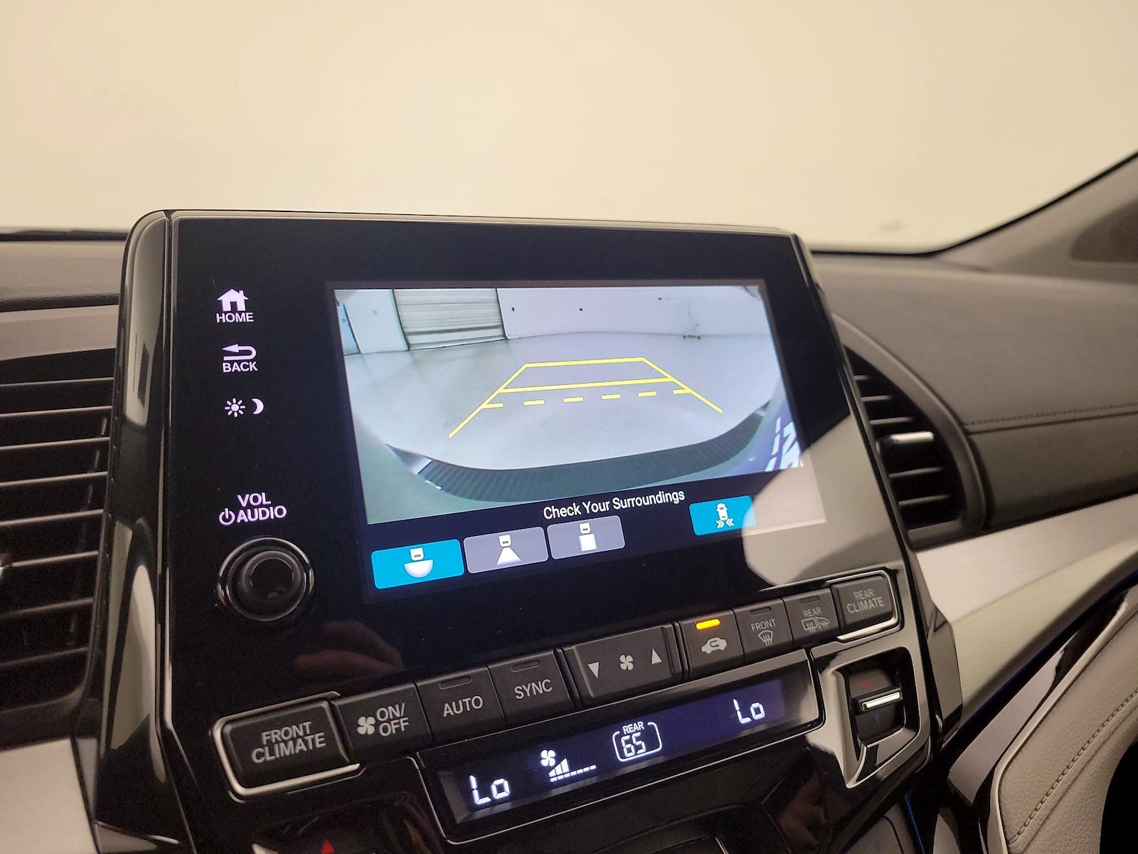 2024 Honda Odyssey Touring - Photo 15