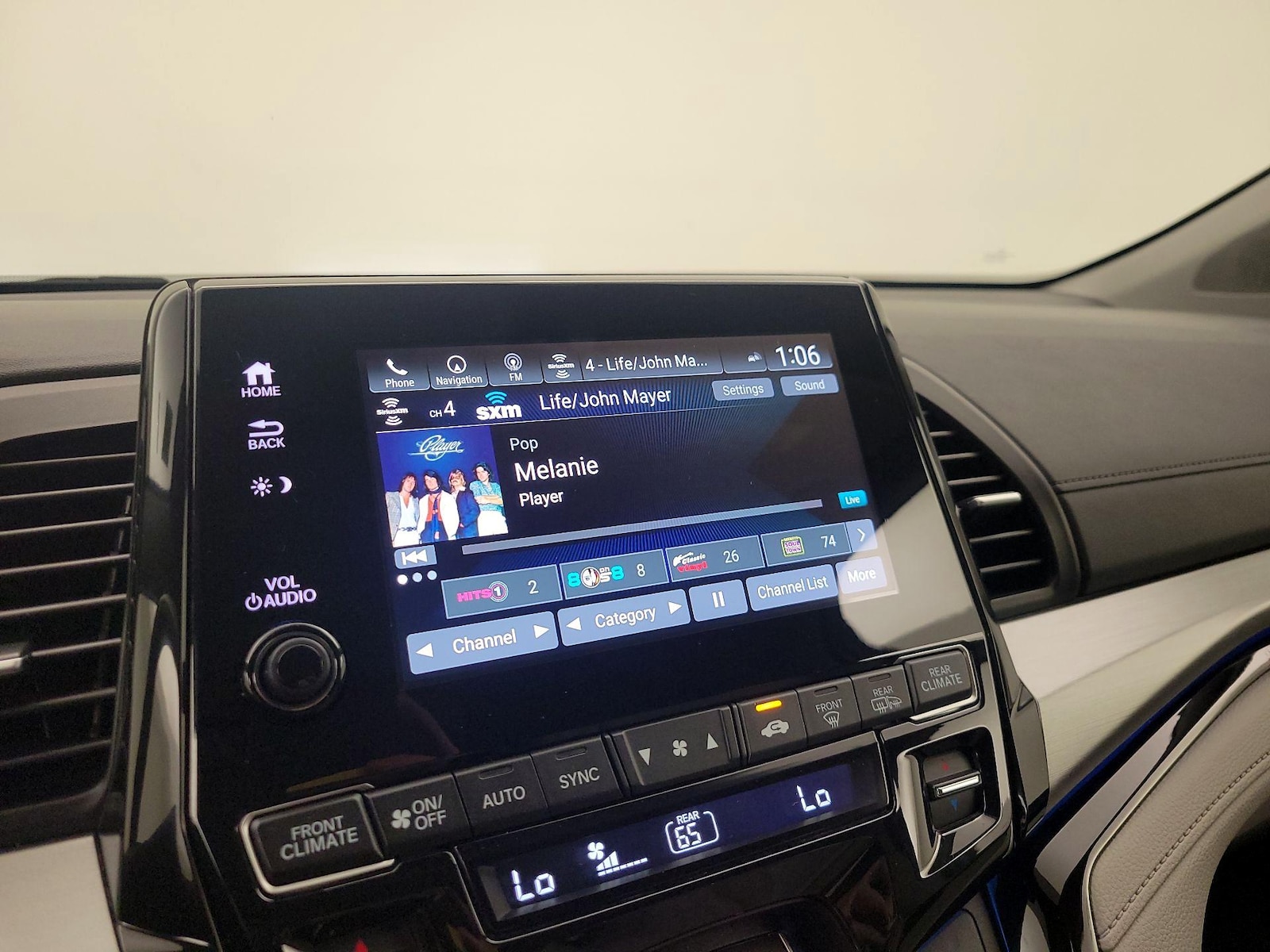2024 Honda Odyssey Touring - Photo 16