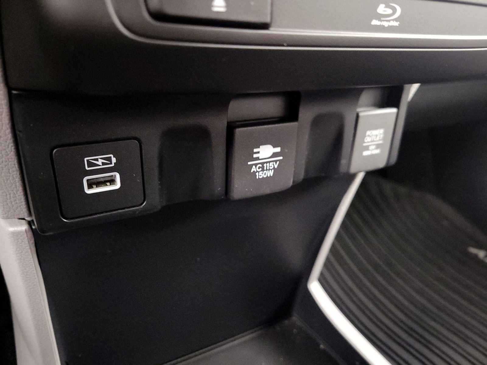 2024 Honda Odyssey Touring - Photo 19