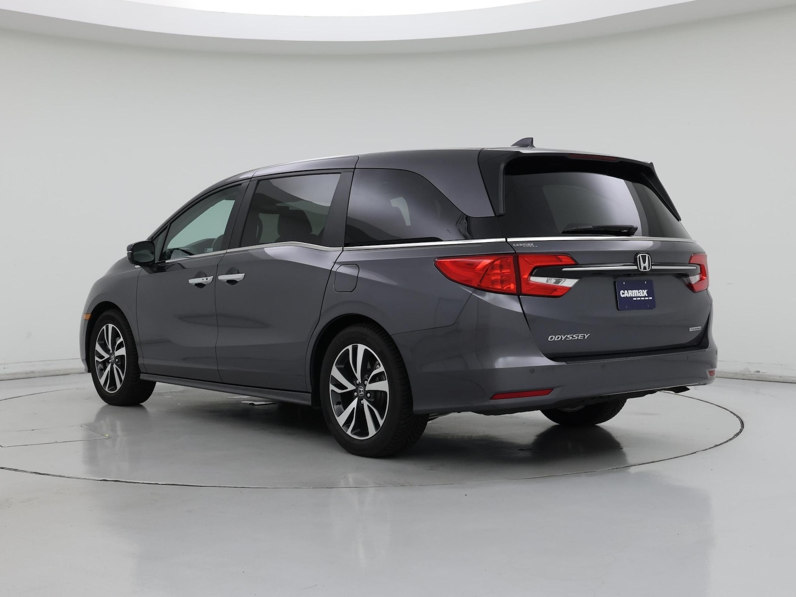 2024 Honda Odyssey Touring - Photo 3
