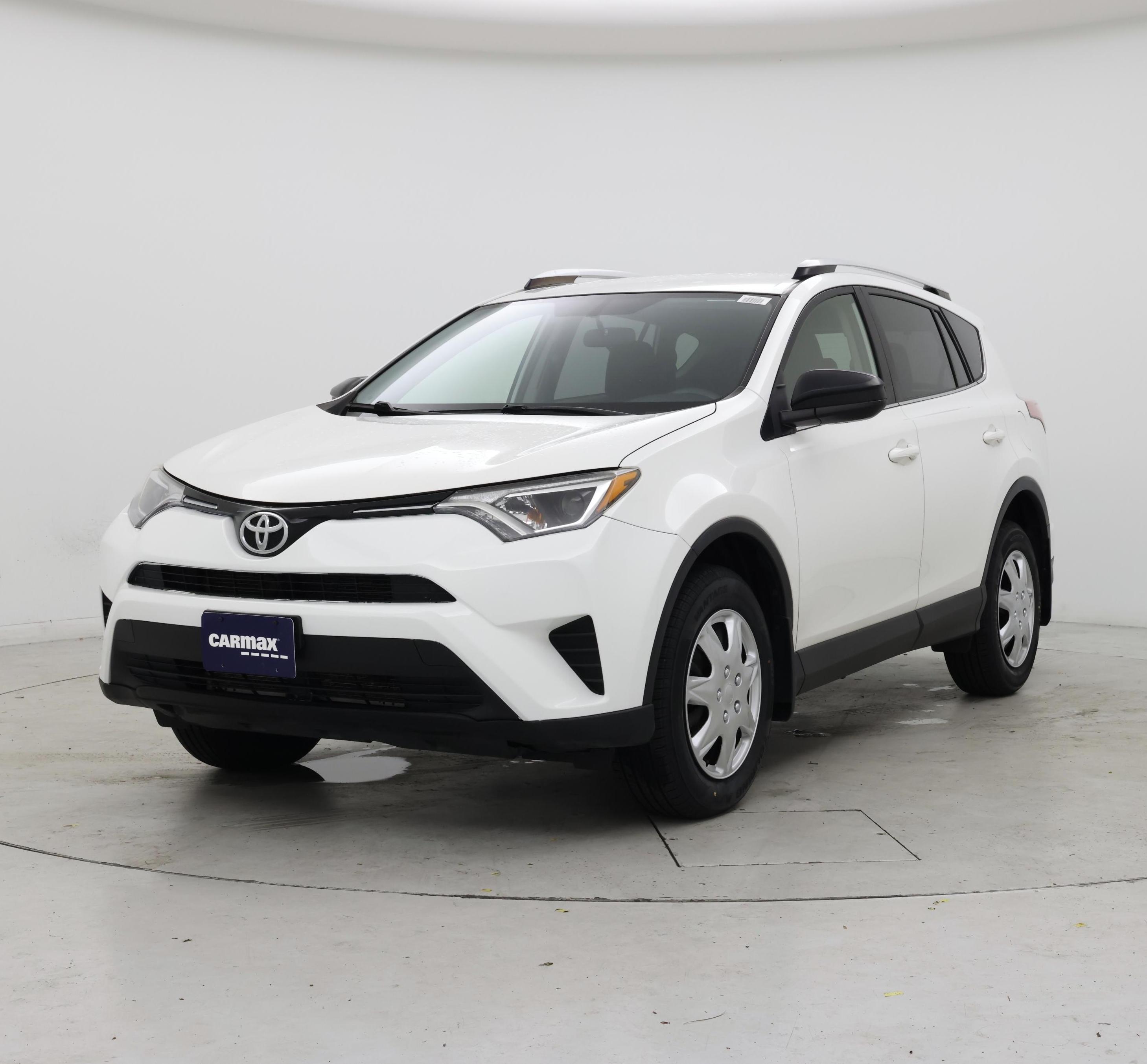 Thumbnail: 2016 Toyota RAV4 - 4