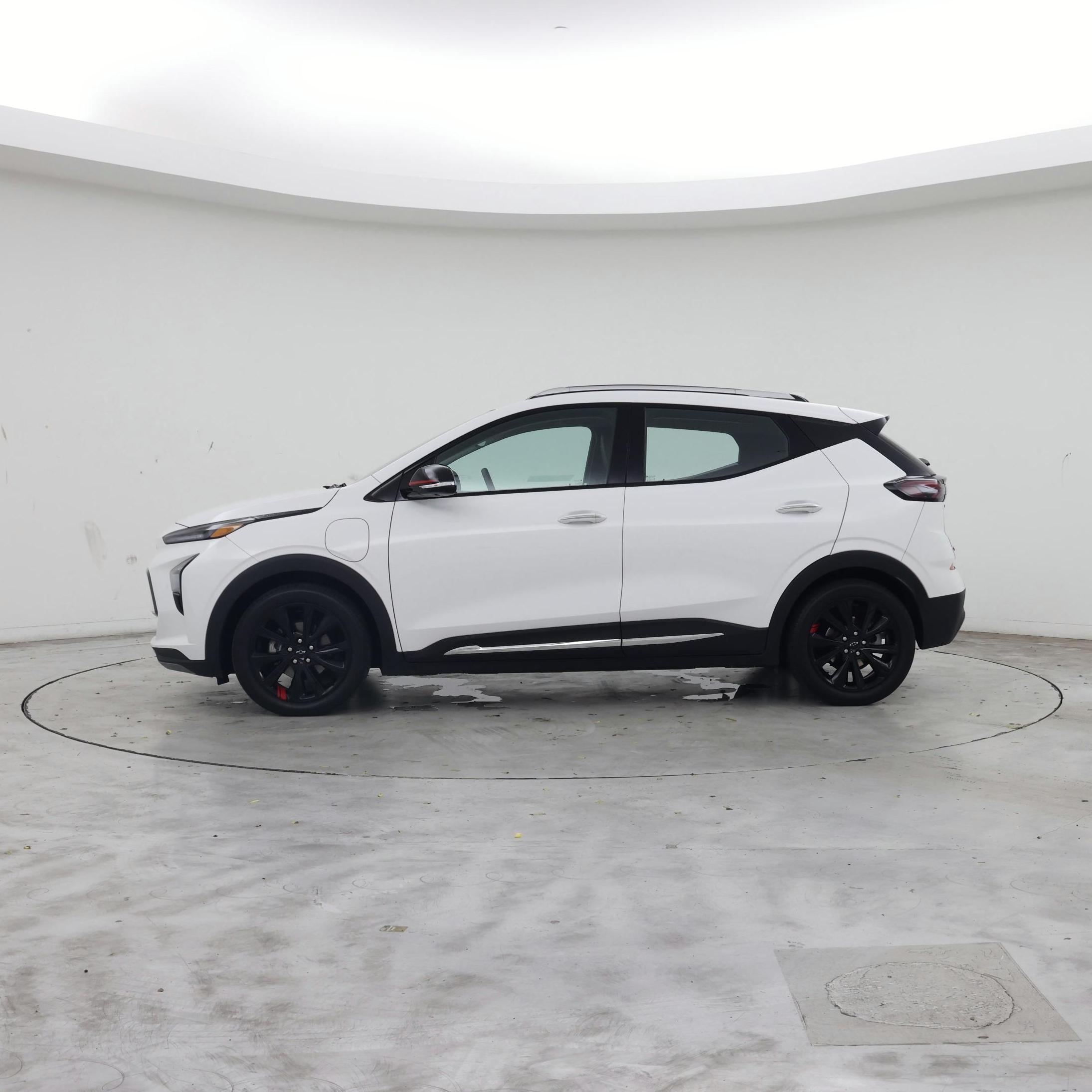 Thumbnail: 2023 Chevrolet Bolt EUV - 3
