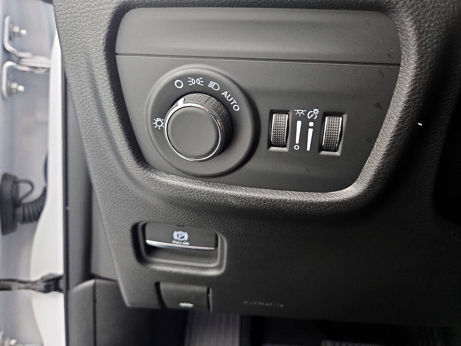 2025 Jeep Grand Cherokee Laredo - Photo 14