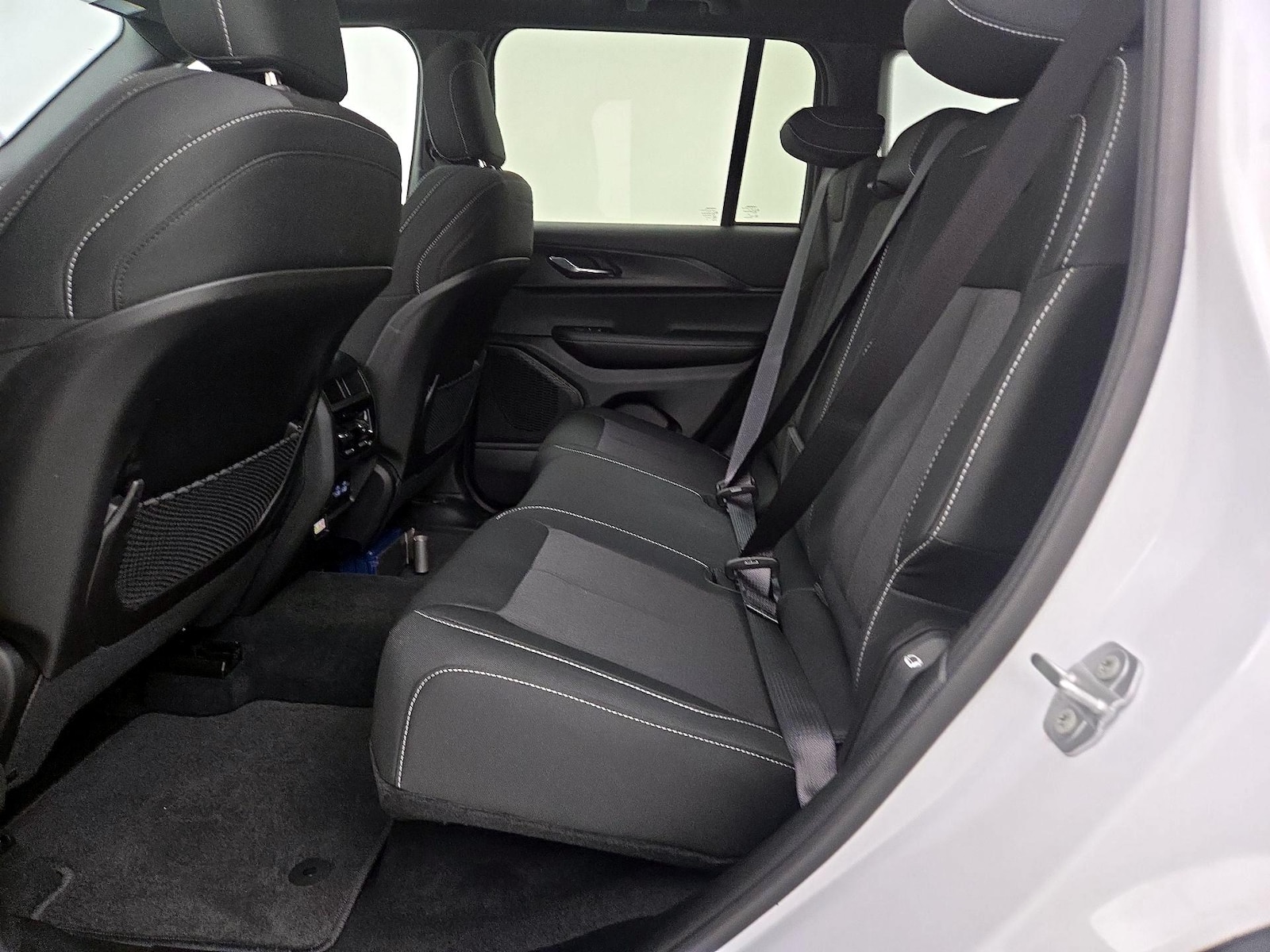 2025 Jeep Grand Cherokee Laredo - Photo 20