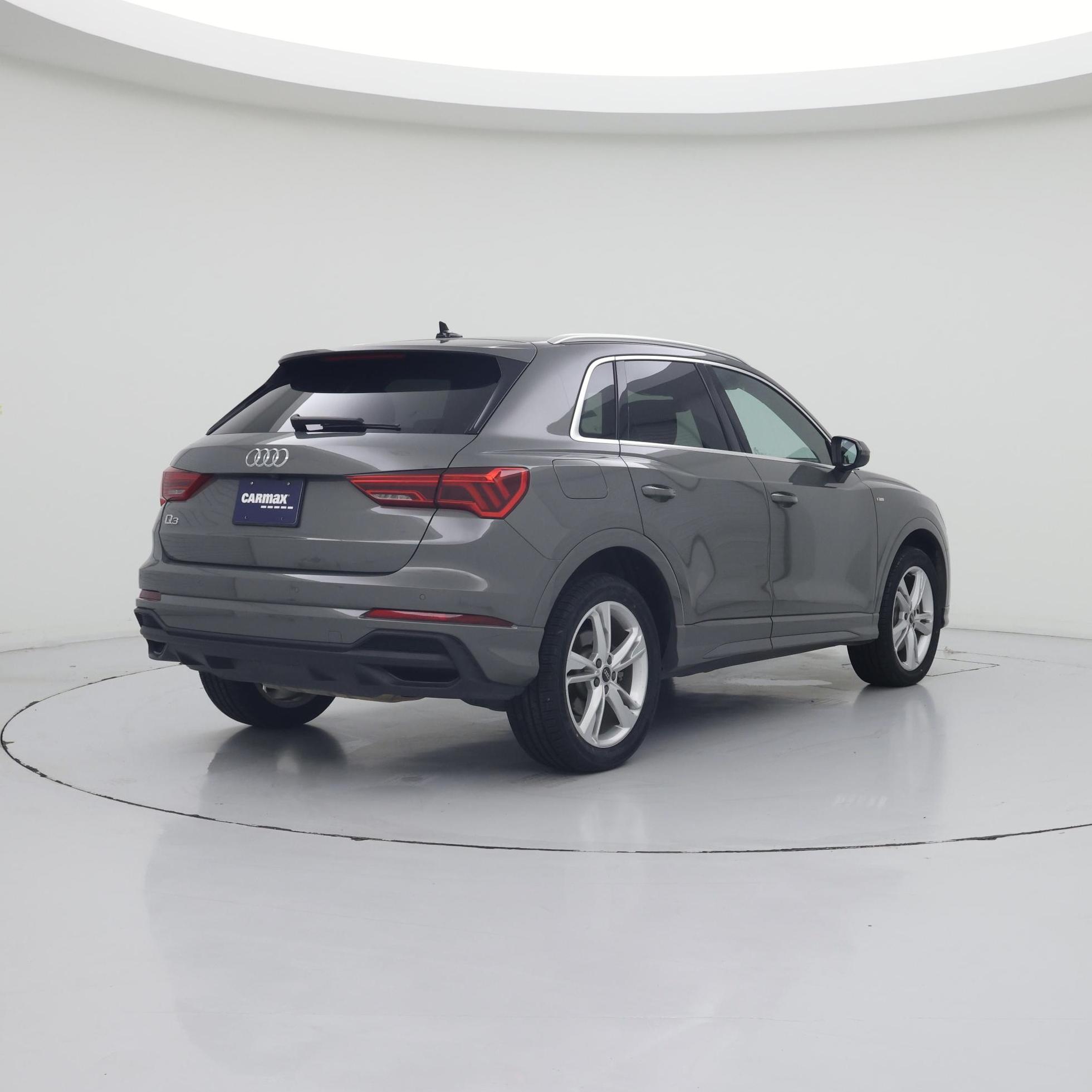 Thumbnail: 2023 Audi Q3 - 8