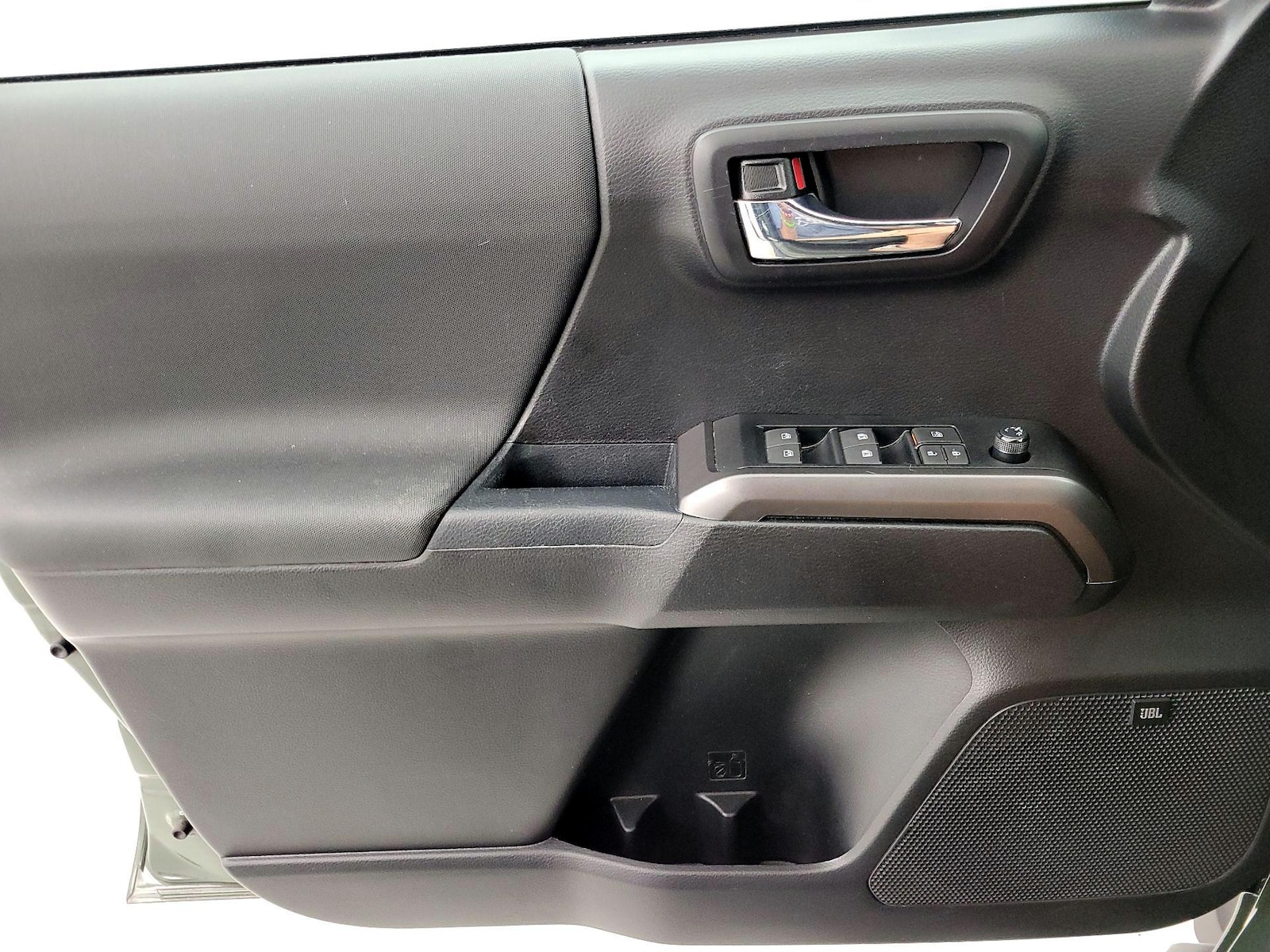 2021 Toyota Tacoma TRD Off Road - Photo 13