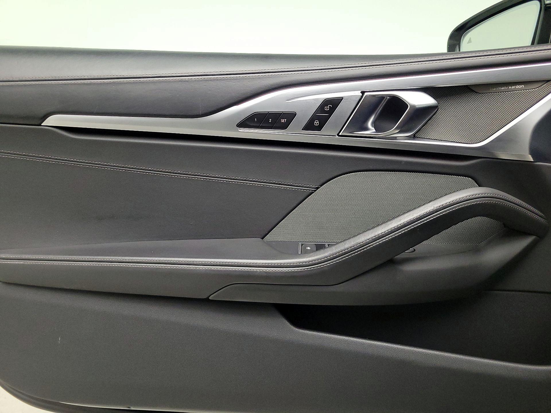Thumbnail: 2019 BMW 8 Series - 12
