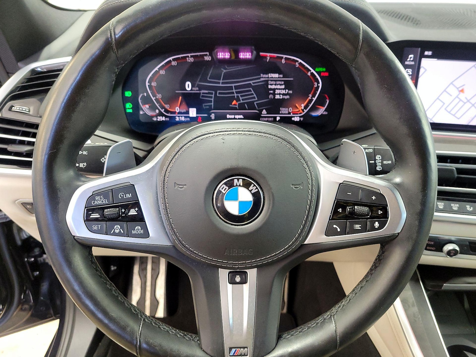2020 BMW X5 40i - Photo 11