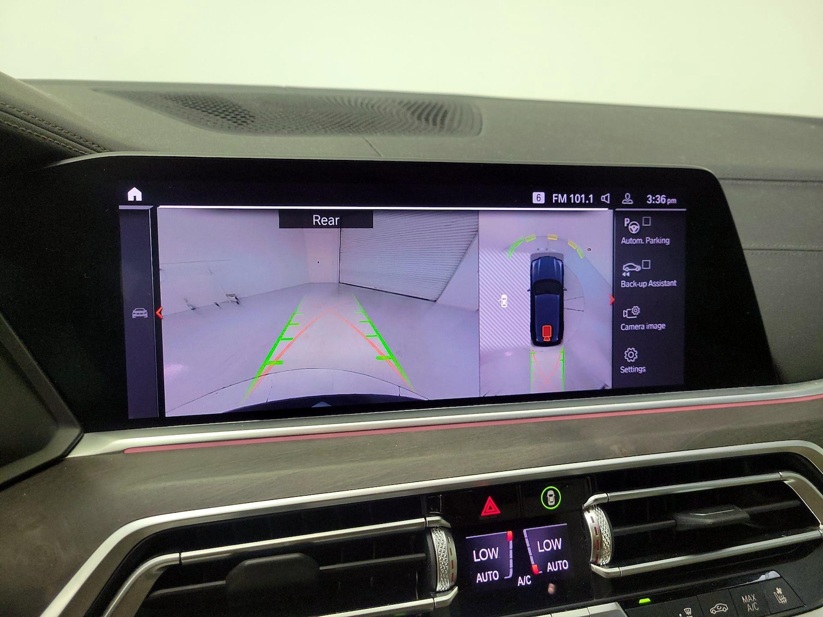 2020 BMW X5 40i - Photo 16