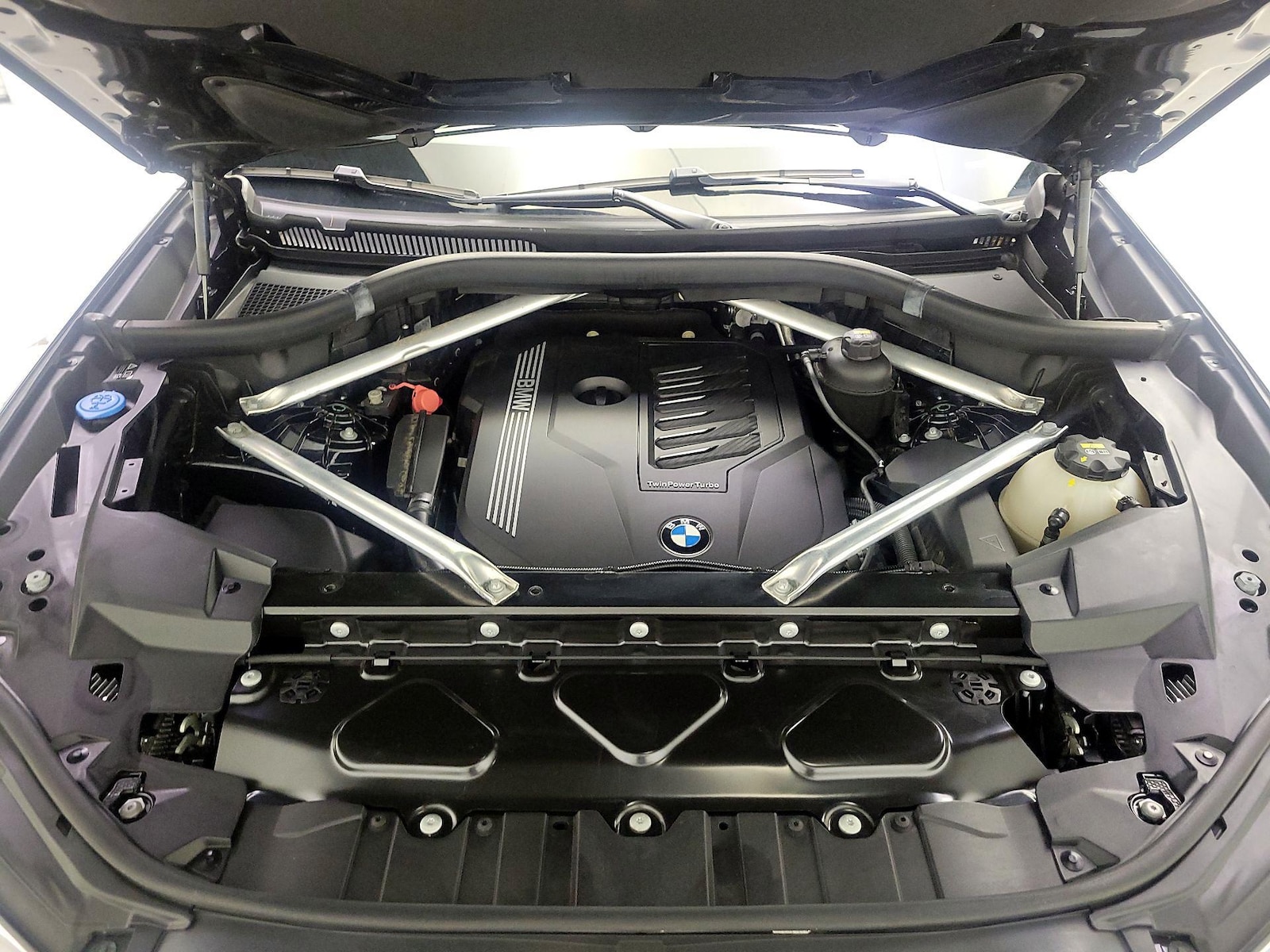 2020 BMW X5 40i - Photo 24