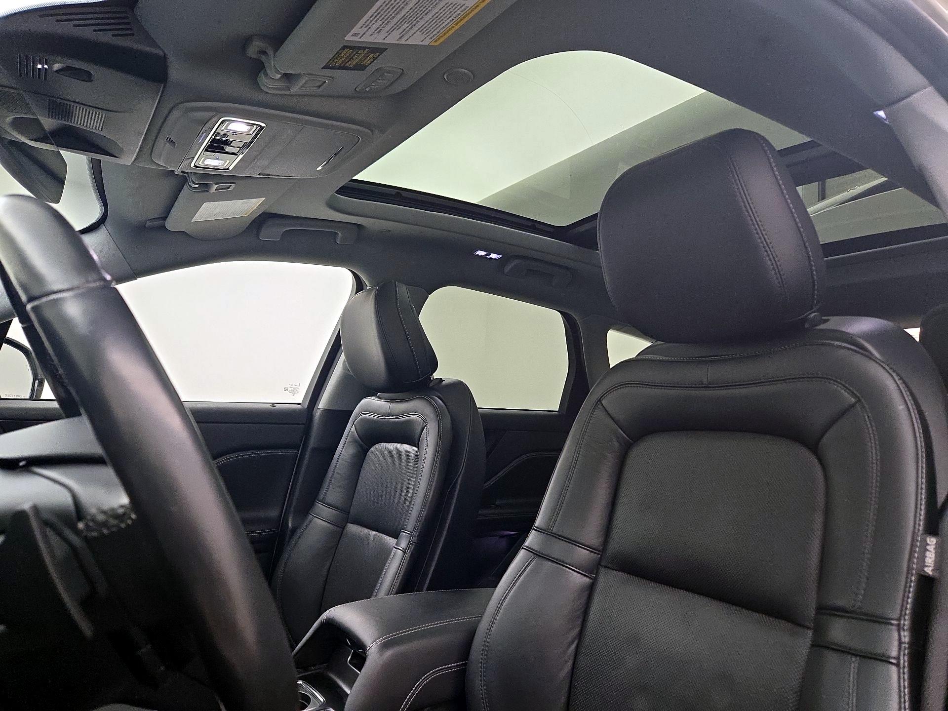 Thumbnail: 2020 Lincoln Corsair - 20