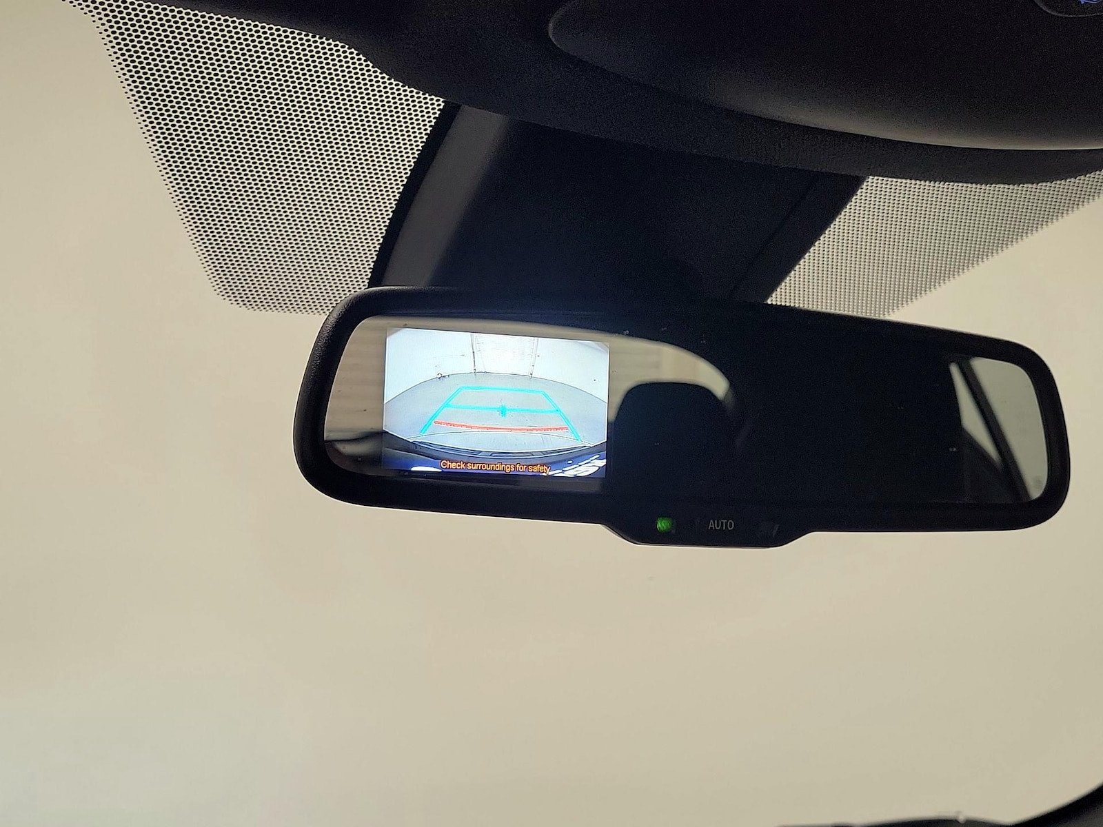2018 Toyota C-HR XLE - Photo 15