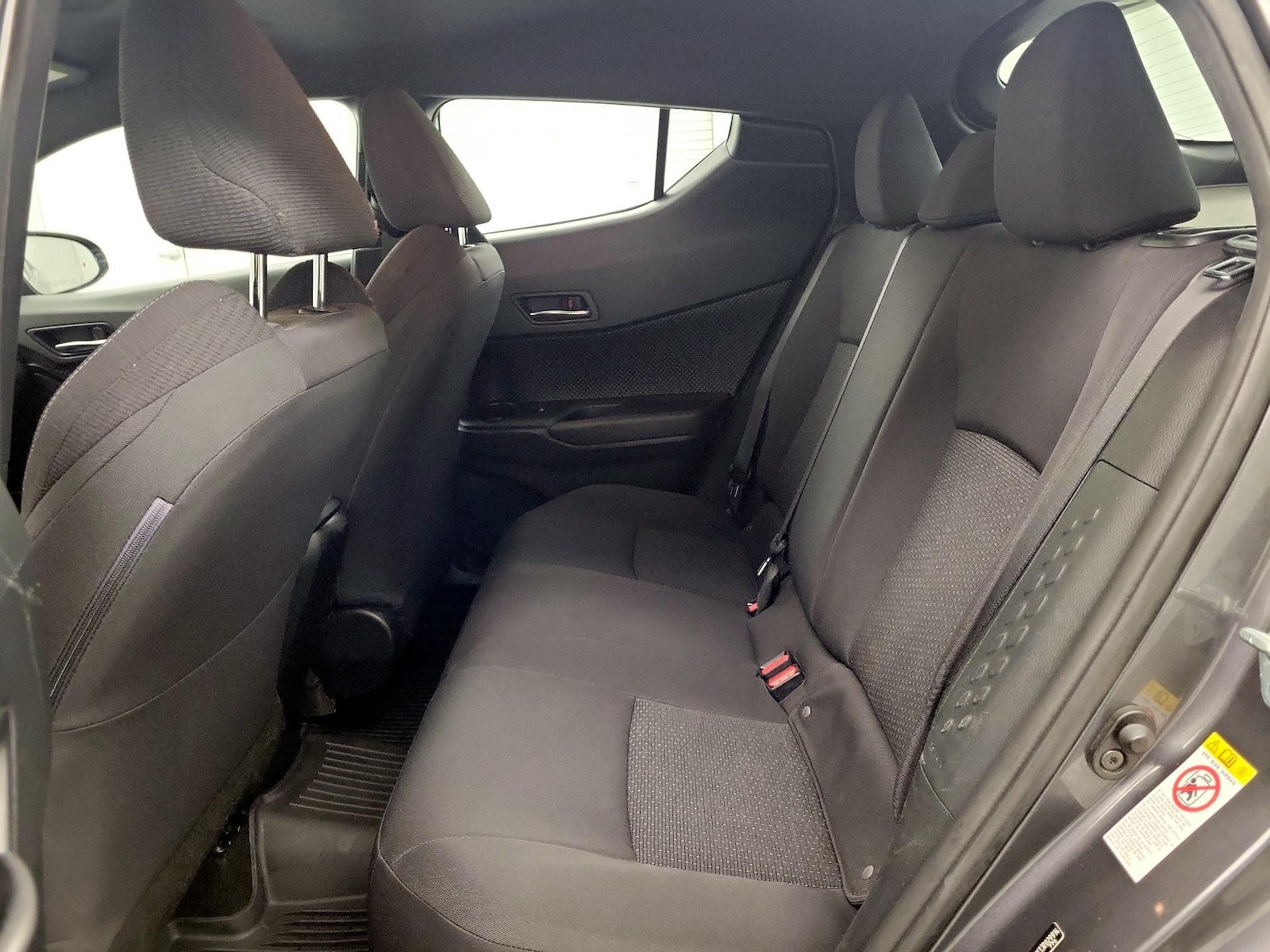 2018 Toyota C-HR XLE - Photo 19