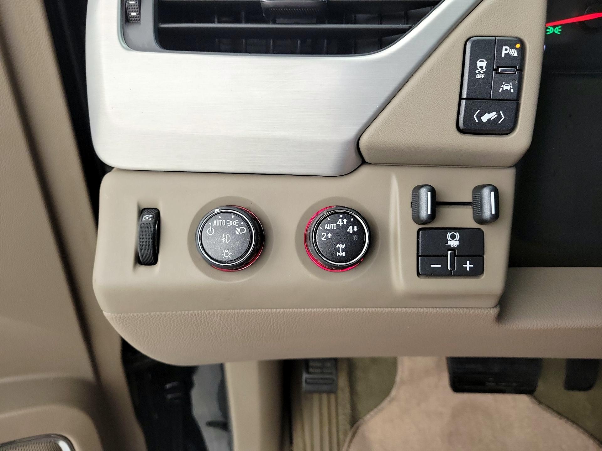 Thumbnail: 2016 GMC Yukon - 13