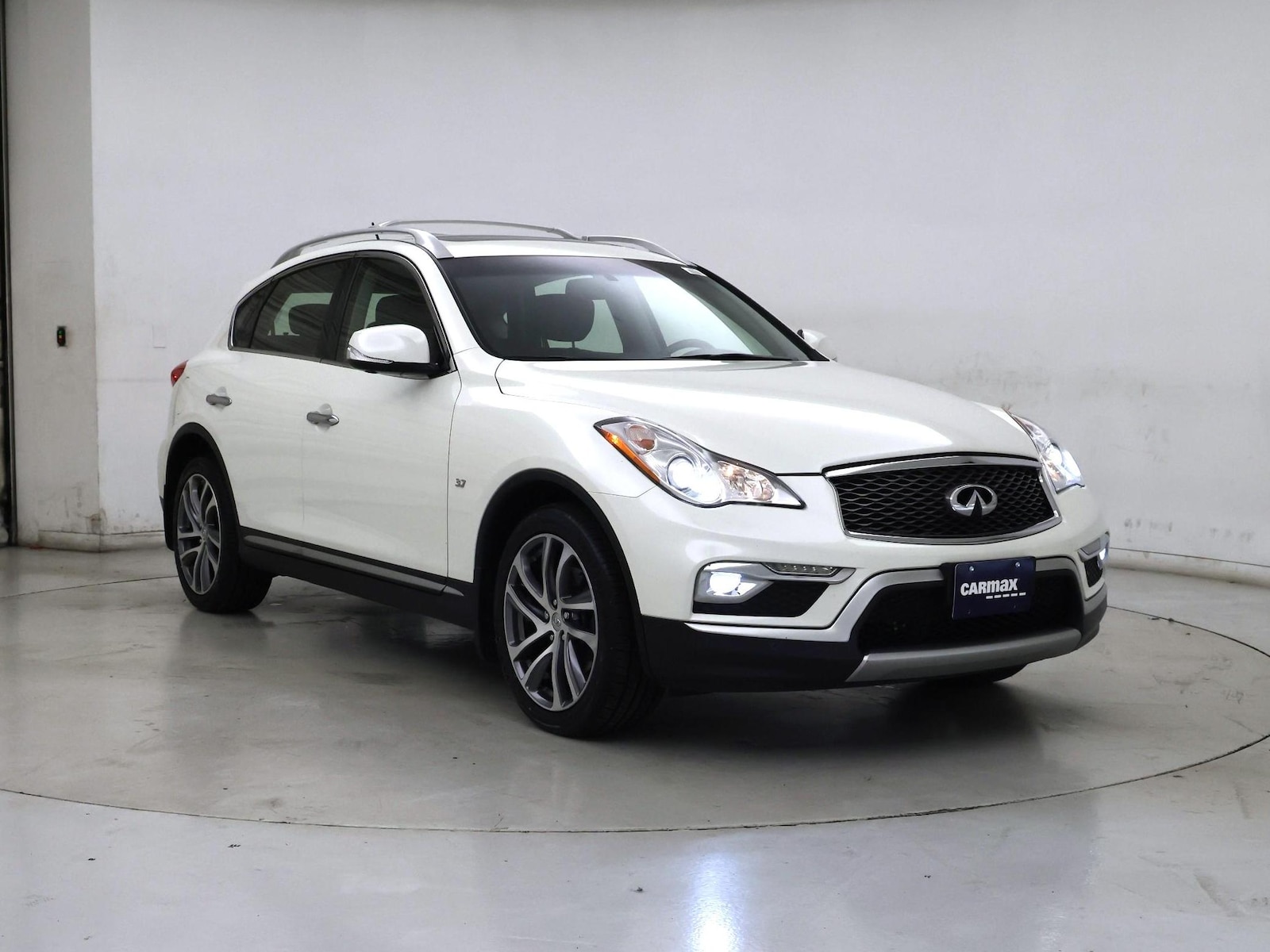 2017 INFINITI QX50 Base - Photo 2