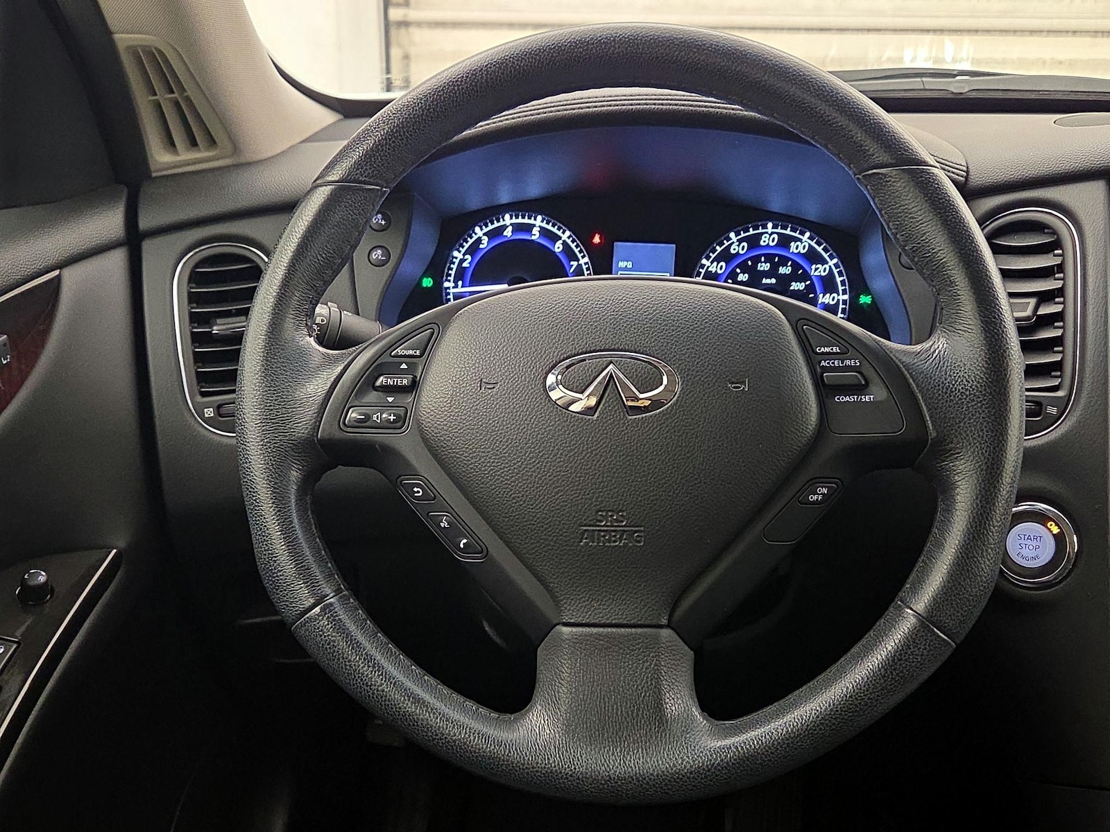 2017 INFINITI QX50 Base - Photo 11