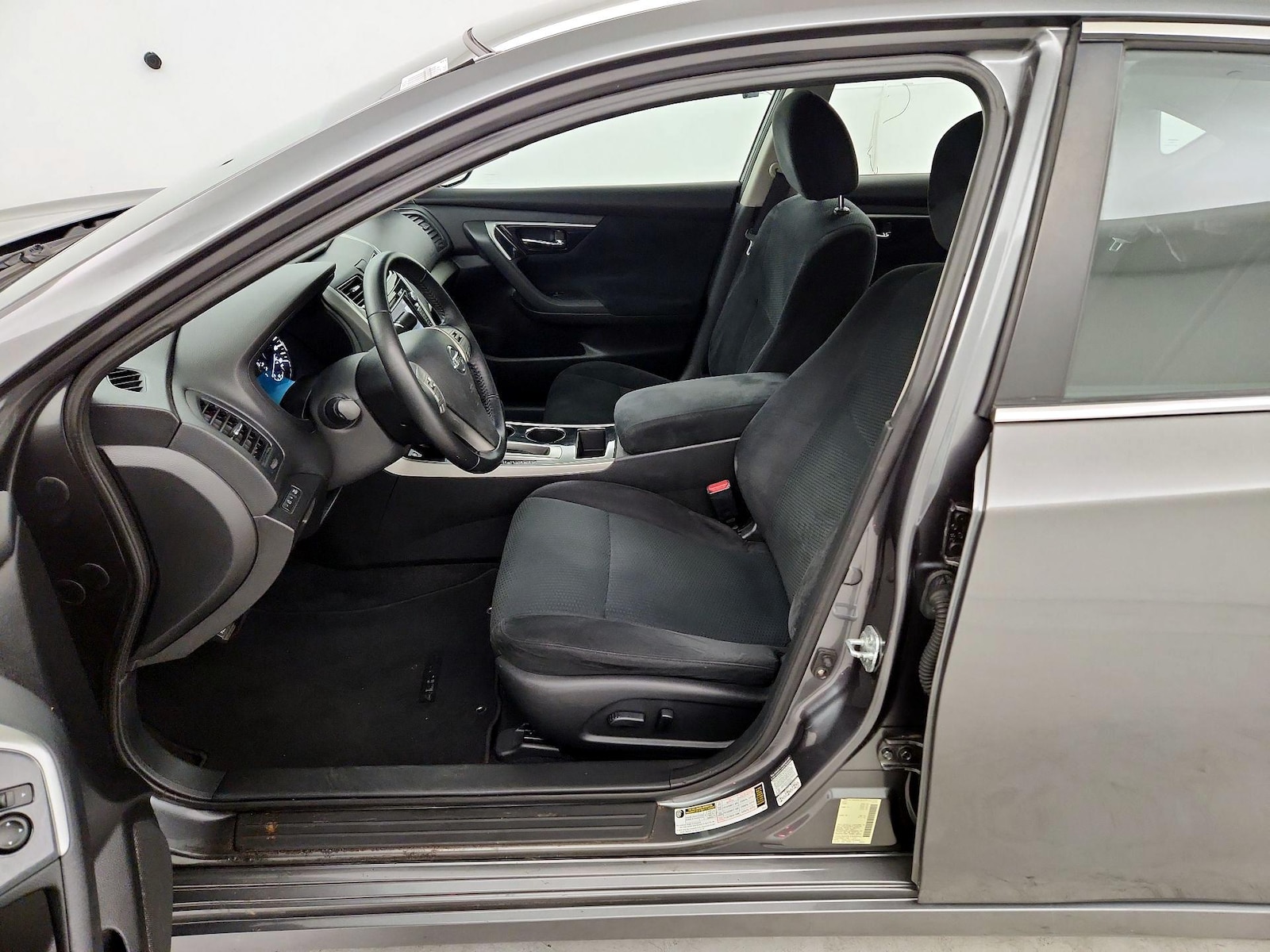 Power Seat(s) & Side Airbags