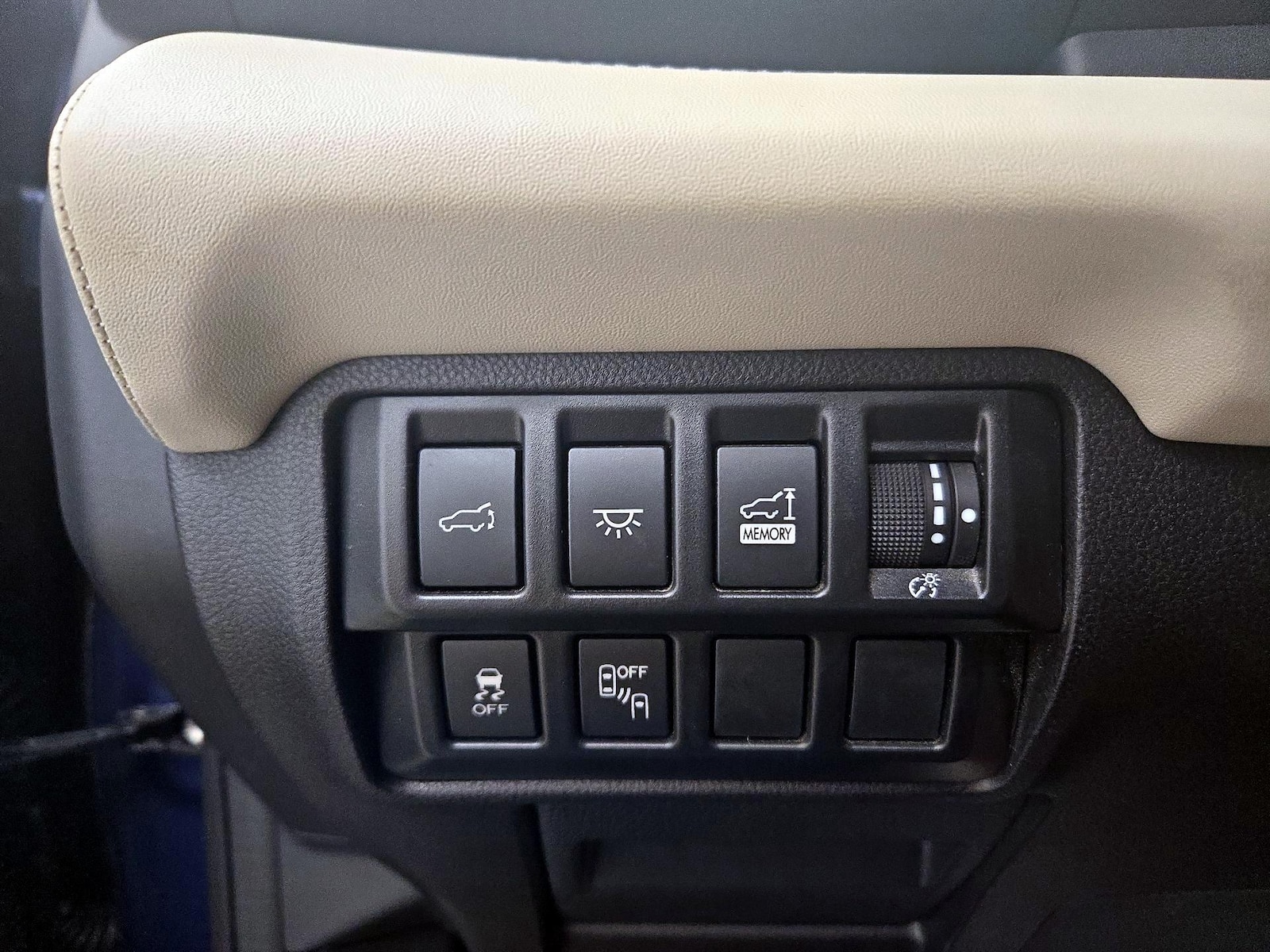 2020 Subaru Ascent Limited - Photo 14