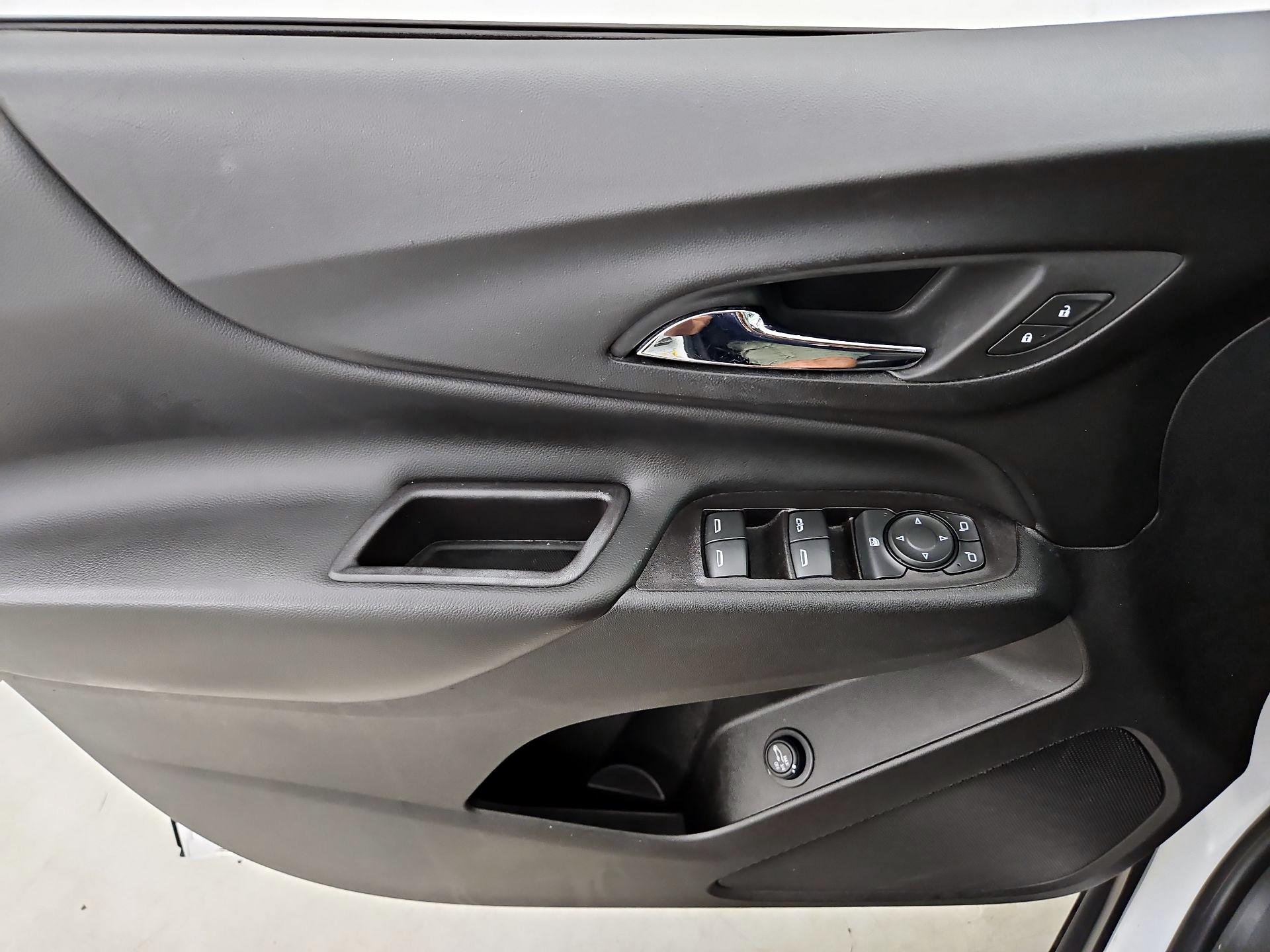 Thumbnail: 2020 Chevrolet Equinox - 12