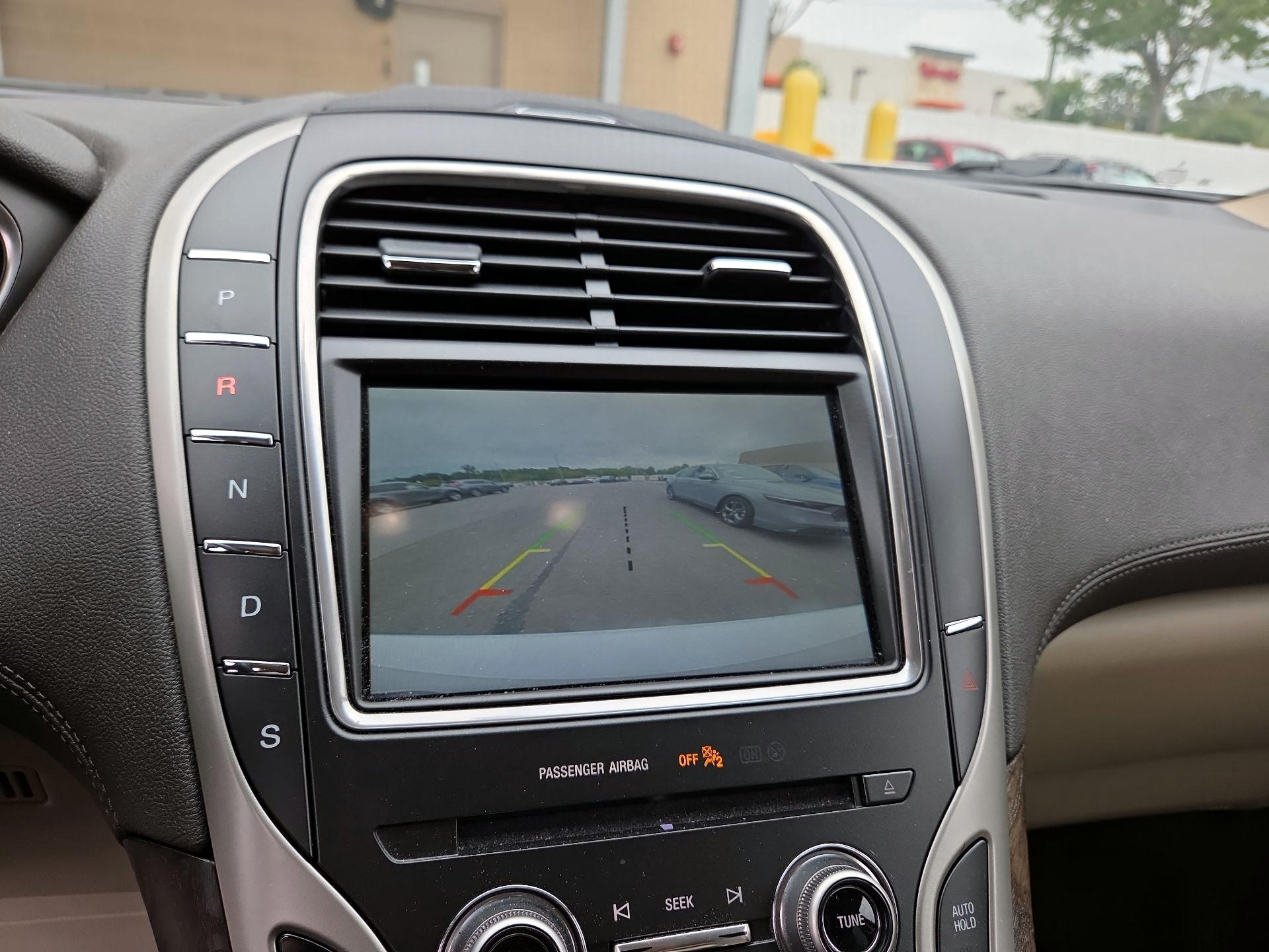 Thumbnail: 2017 Lincoln MKX - 14