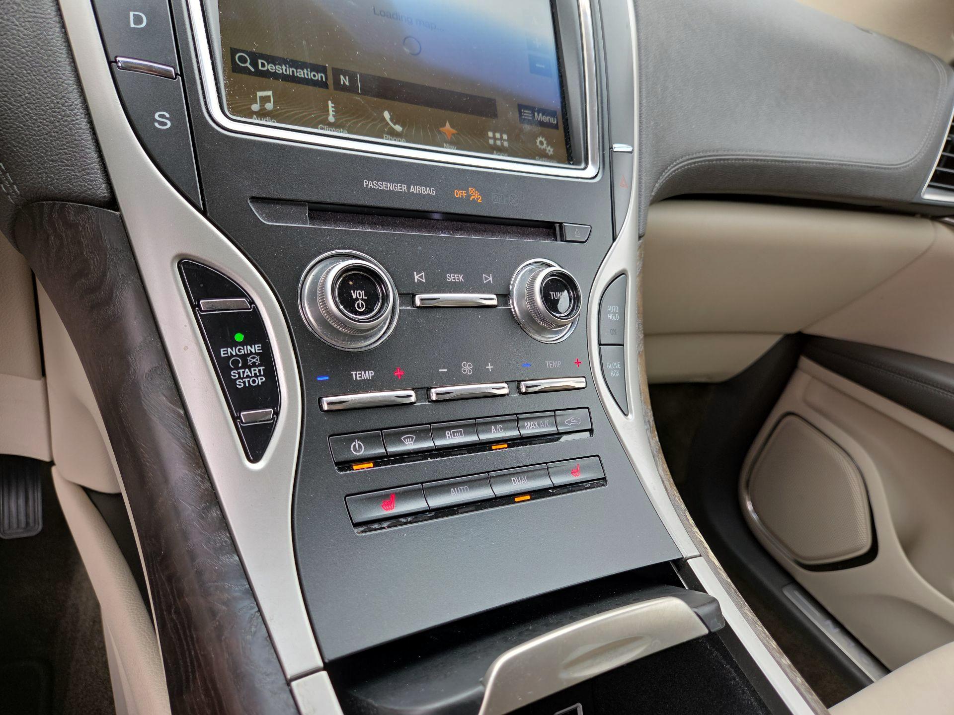 Thumbnail: 2017 Lincoln MKX - 16