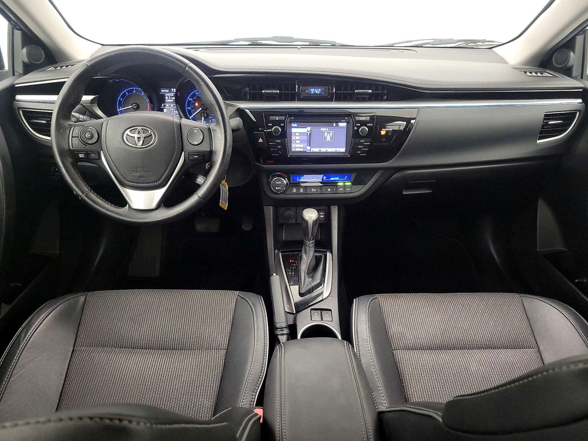 Thumbnail: 2015 Toyota Corolla - 9