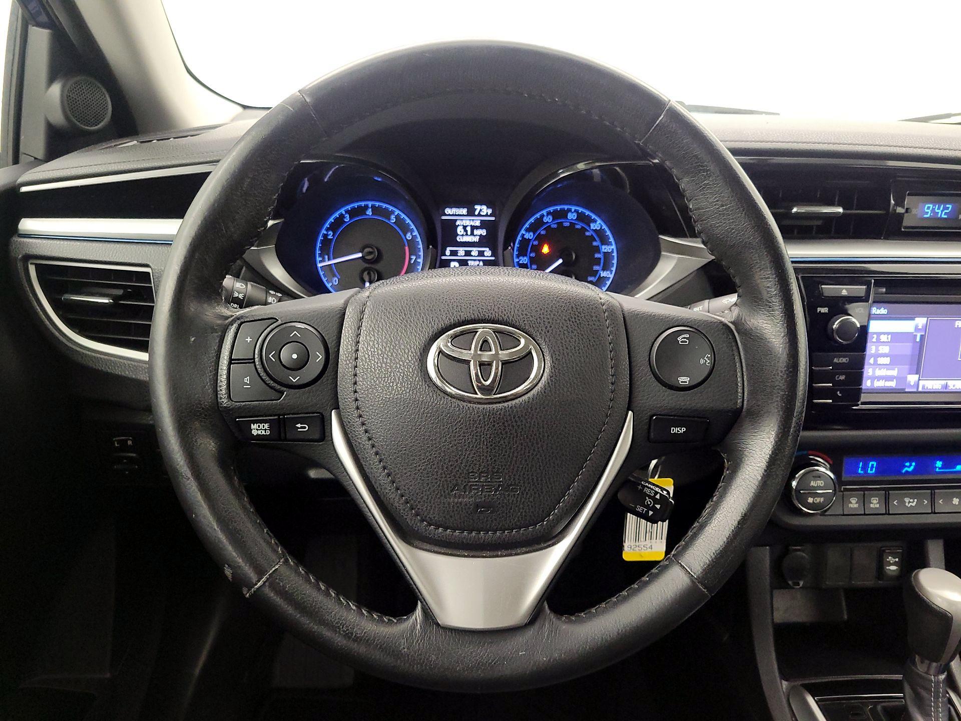 Thumbnail: 2015 Toyota Corolla - 10