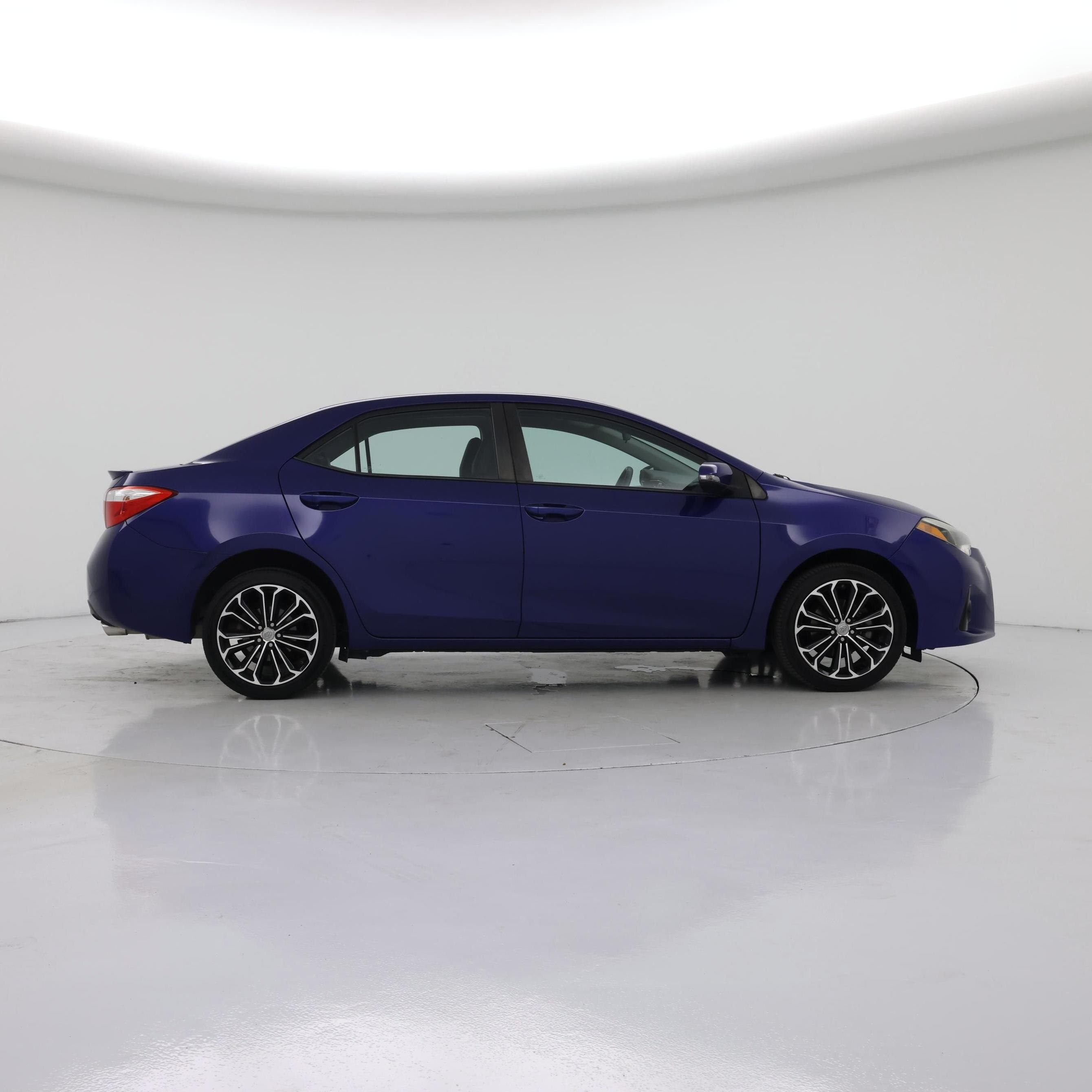 Thumbnail: 2015 Toyota Corolla - 7