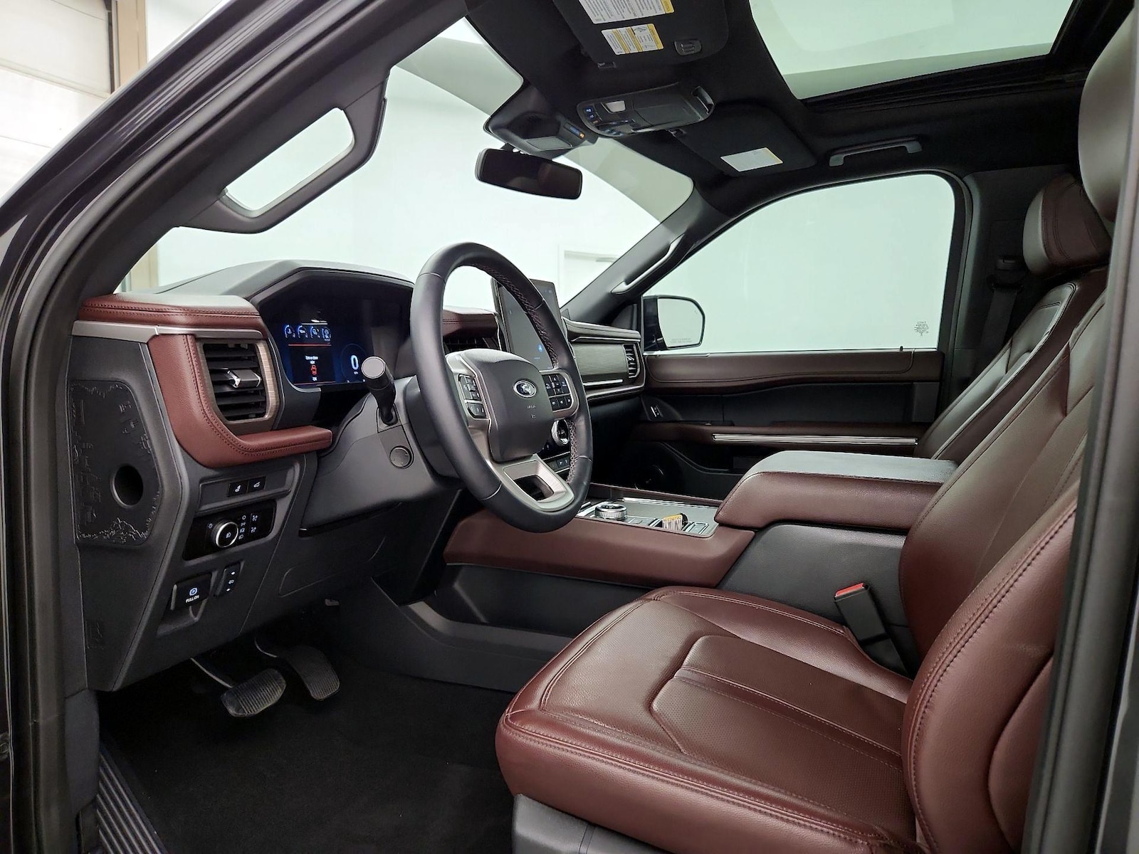 2024 Ford Expedition Limited - Photo 12
