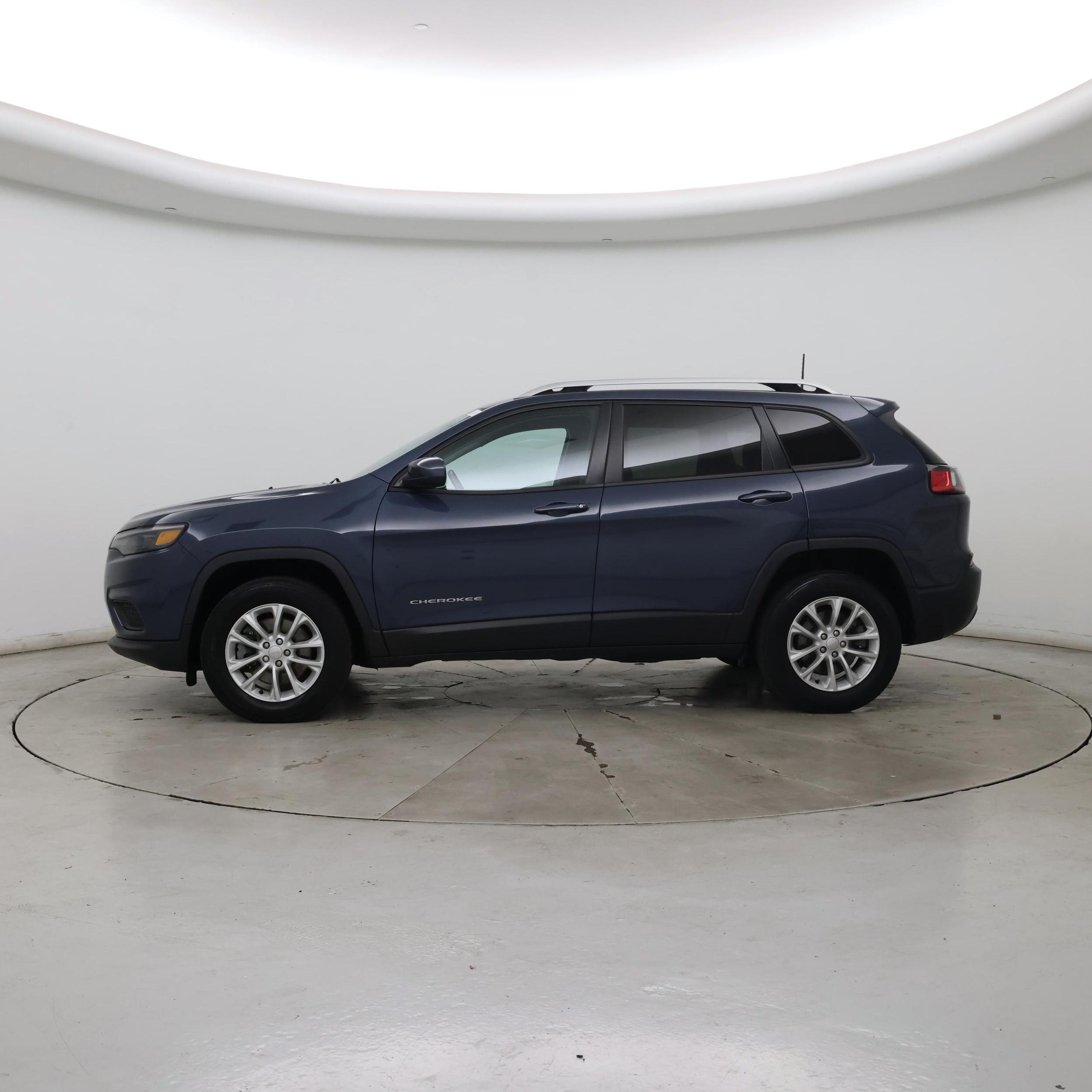 Thumbnail: 2020 Jeep Cherokee - 3